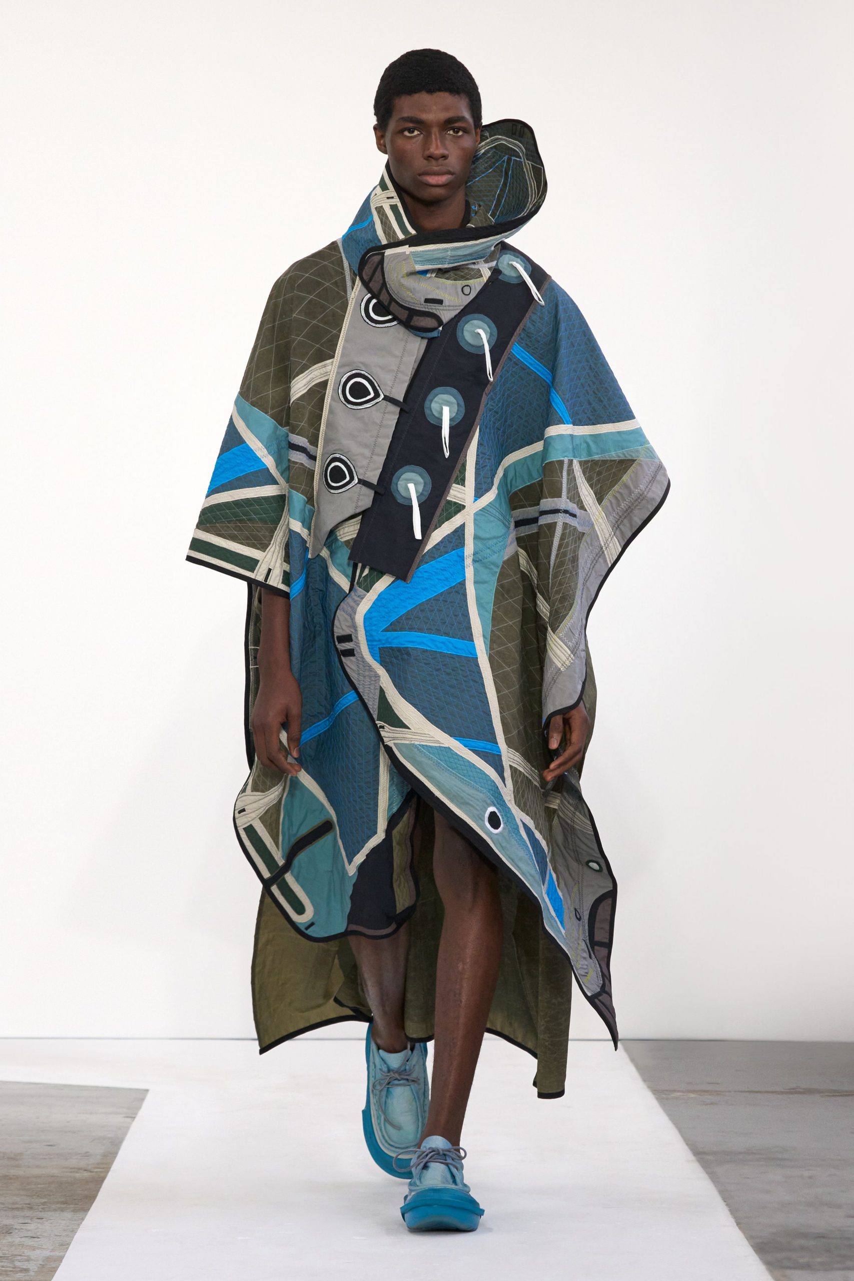 blue cotton sleeveless hooded relaxed printed poncho