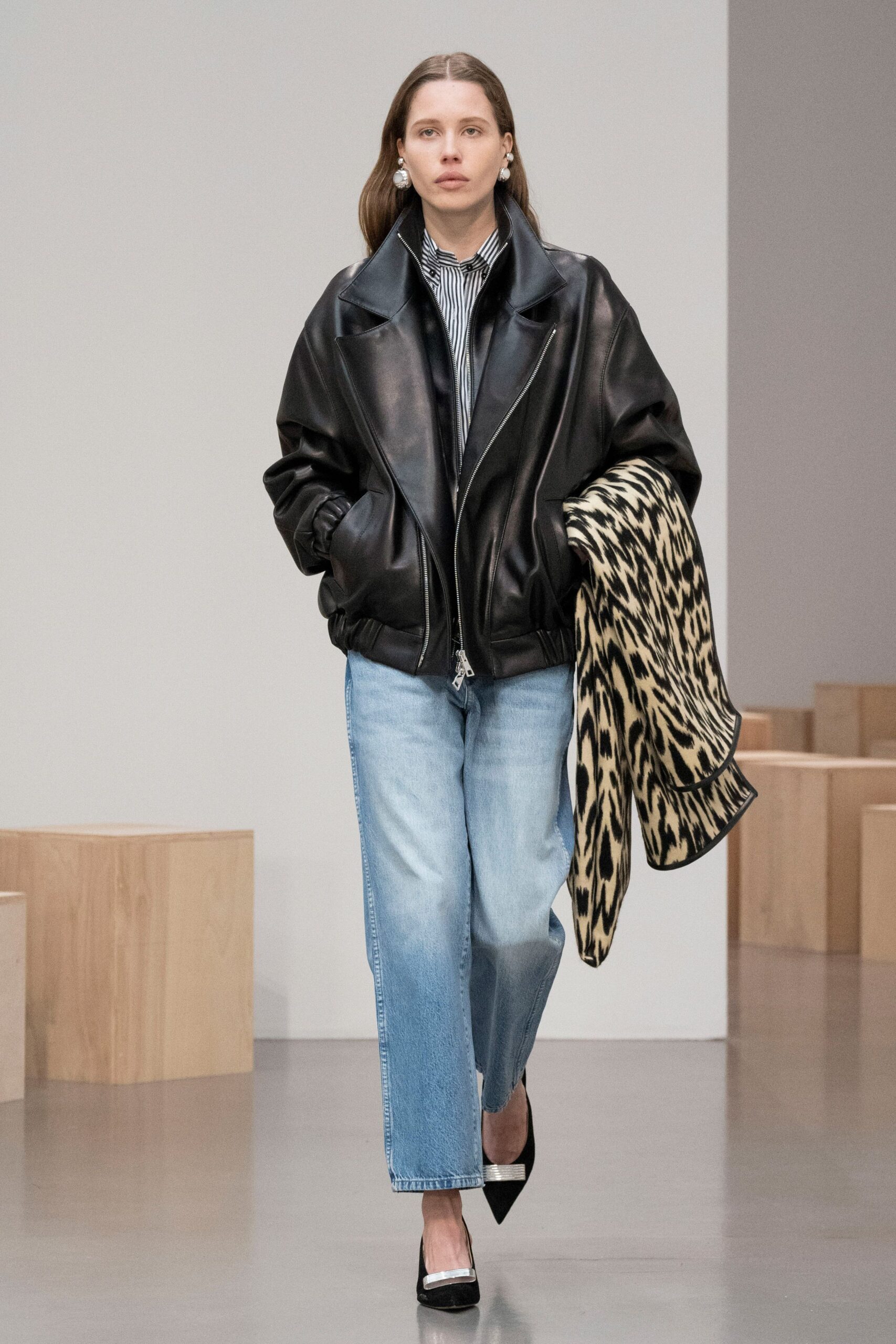 oversized black leather jacket