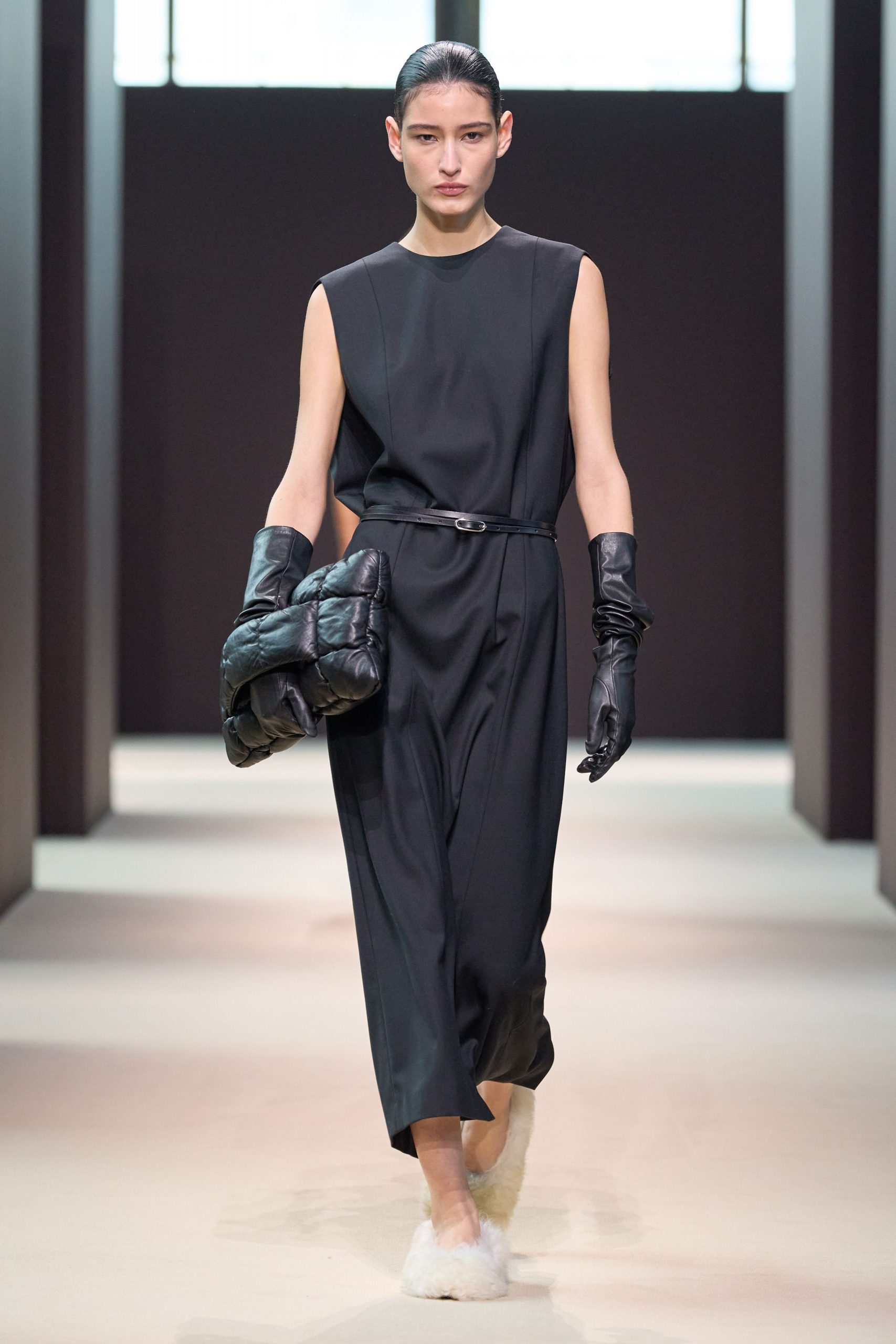 Cos F/W 24 Look 305