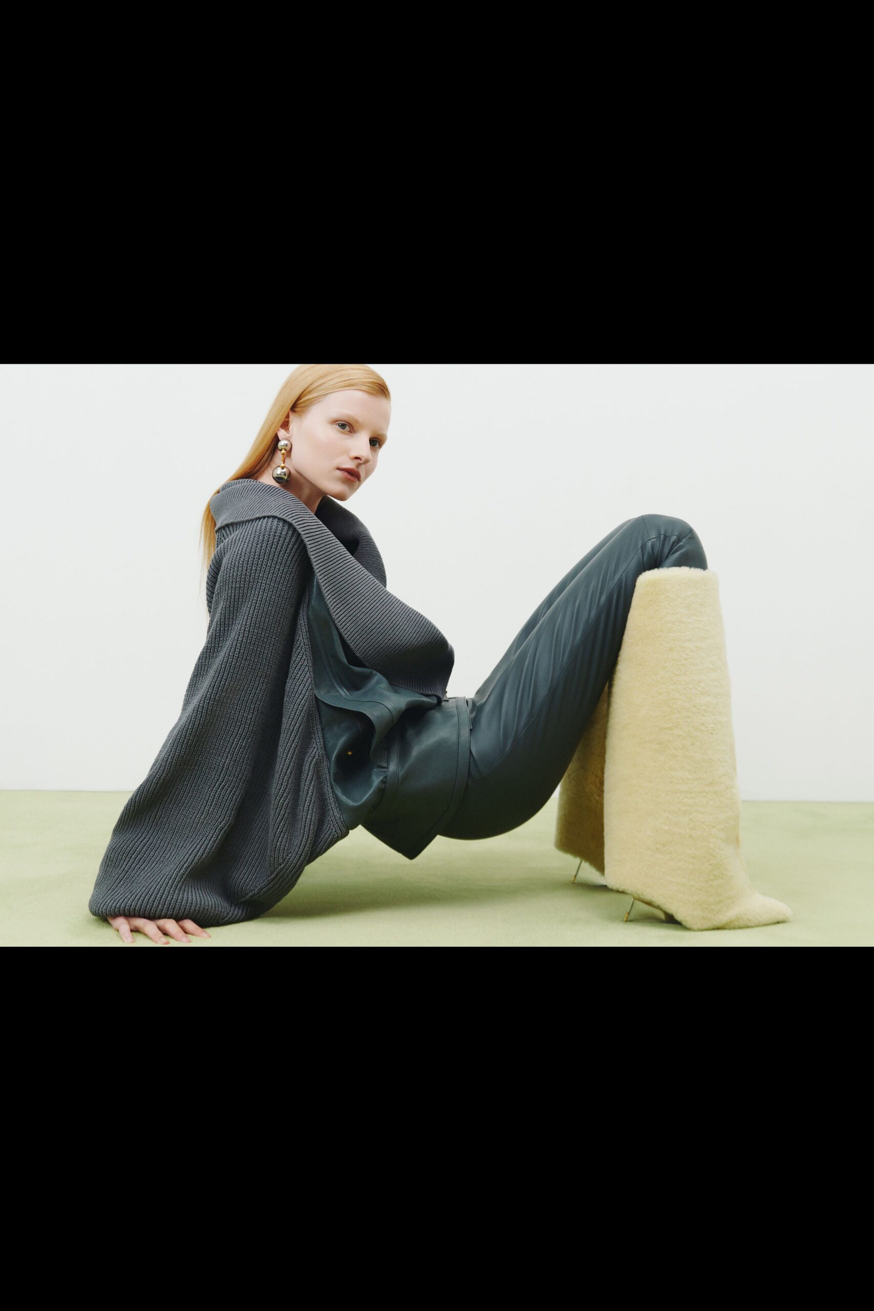 gray knit long-sleeve high-neck oversized ribbed draped sweater