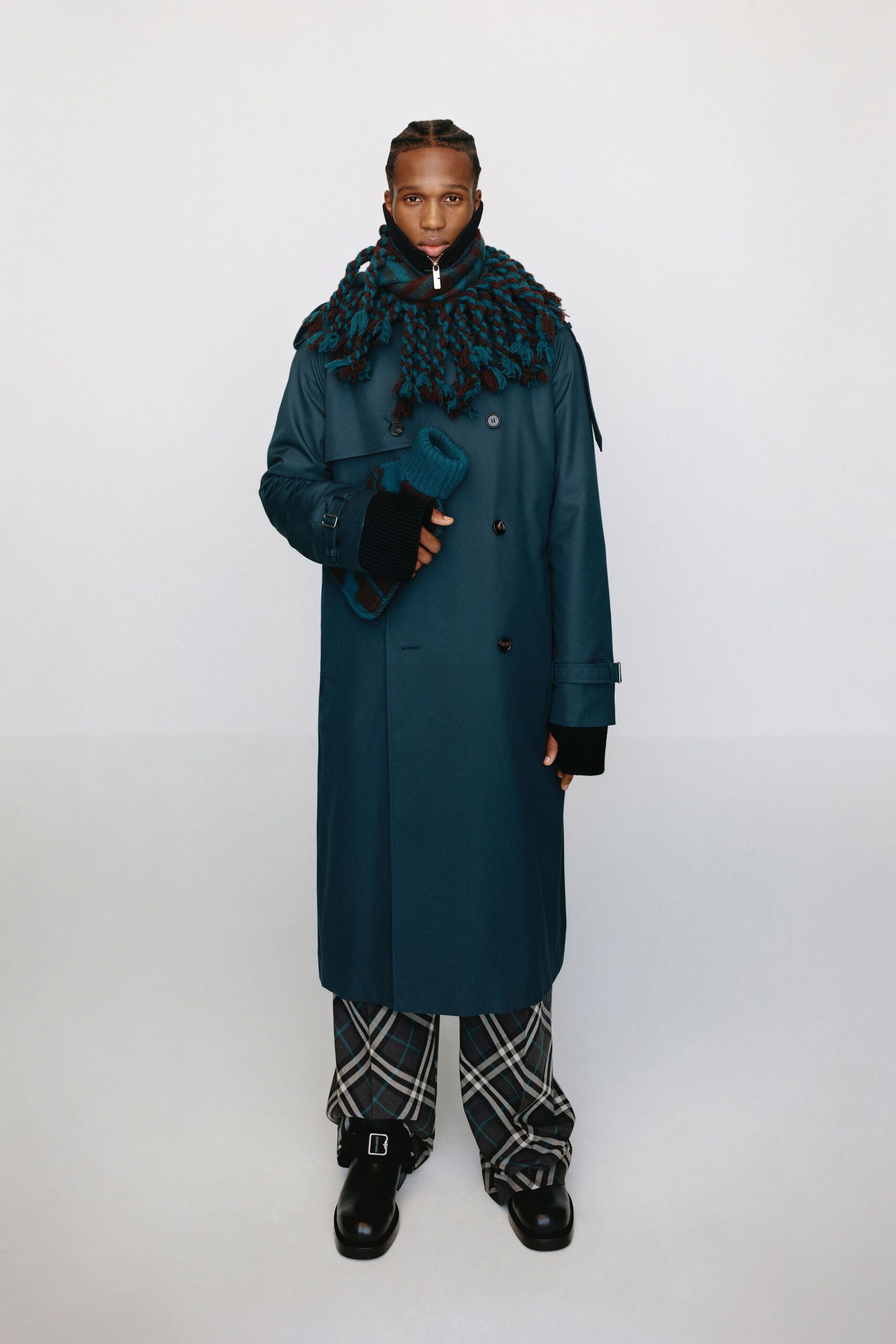 Burberry F/W 24 Look 312