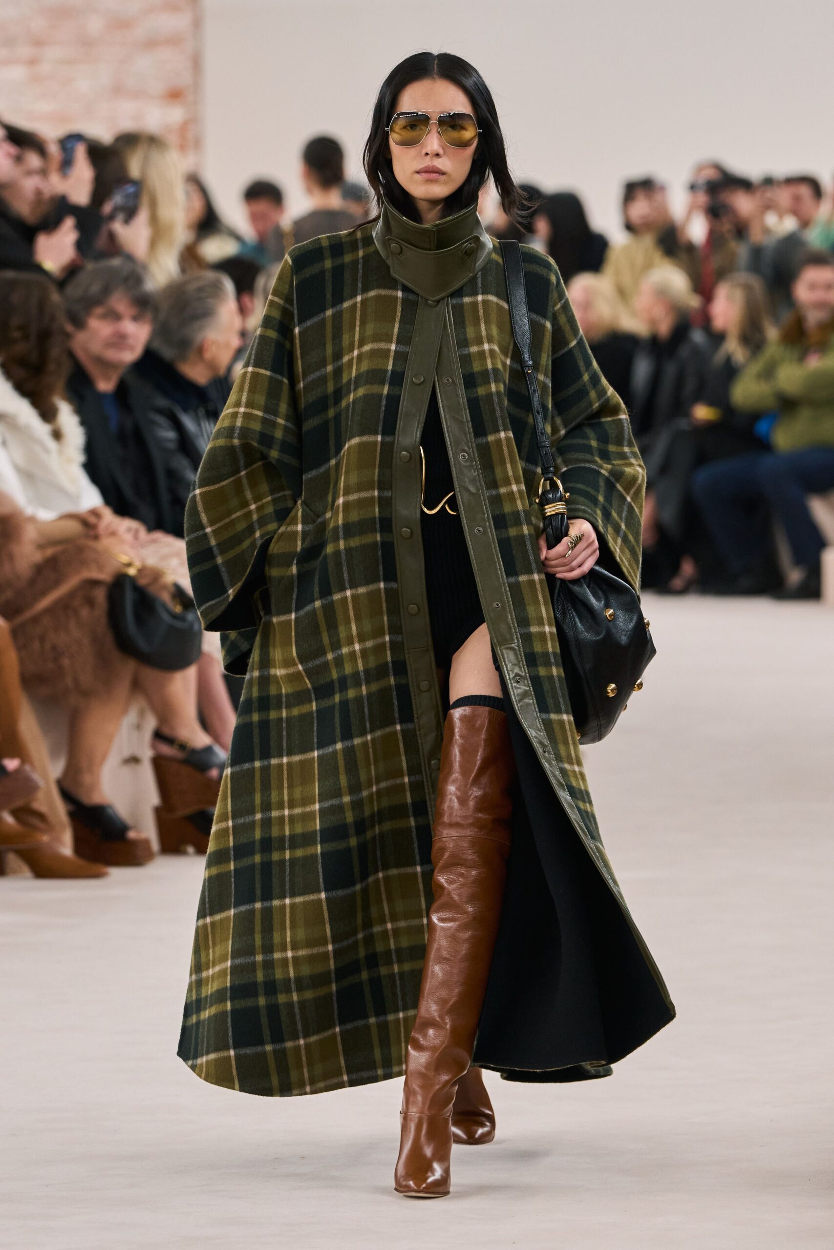 Chloé F/W 24 Look 457