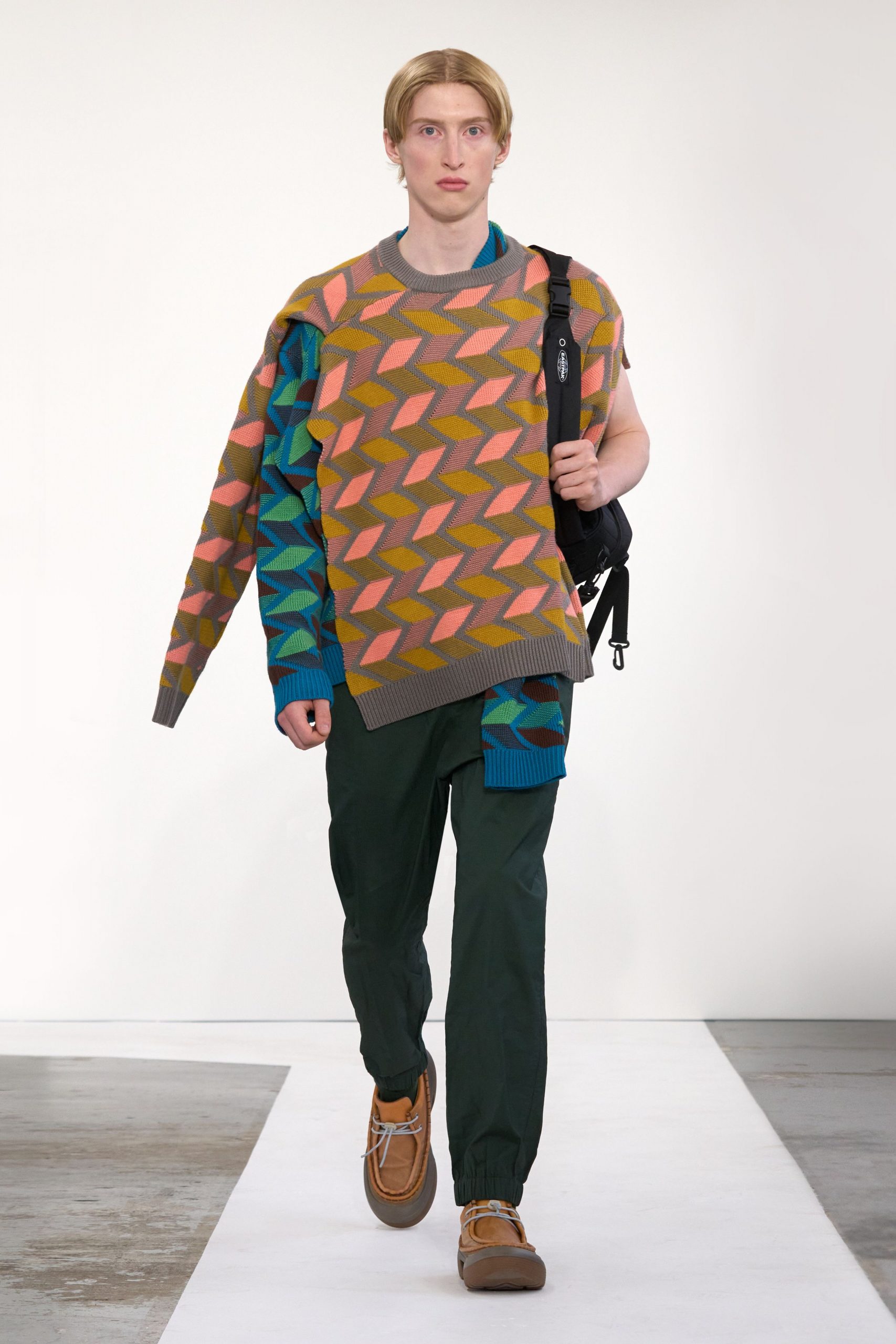 brown cotton long-sleeve relaxed printed sweater