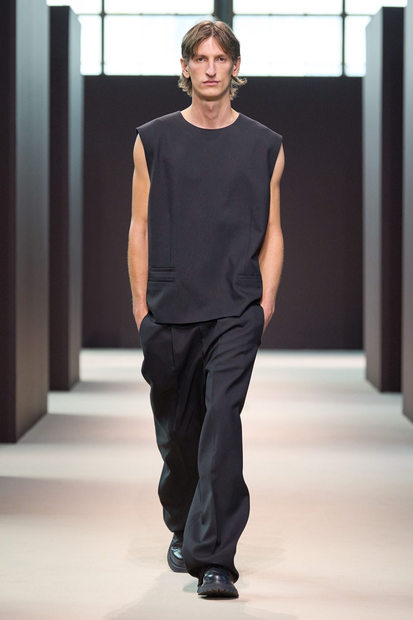 Cos F/W 24 Look 309