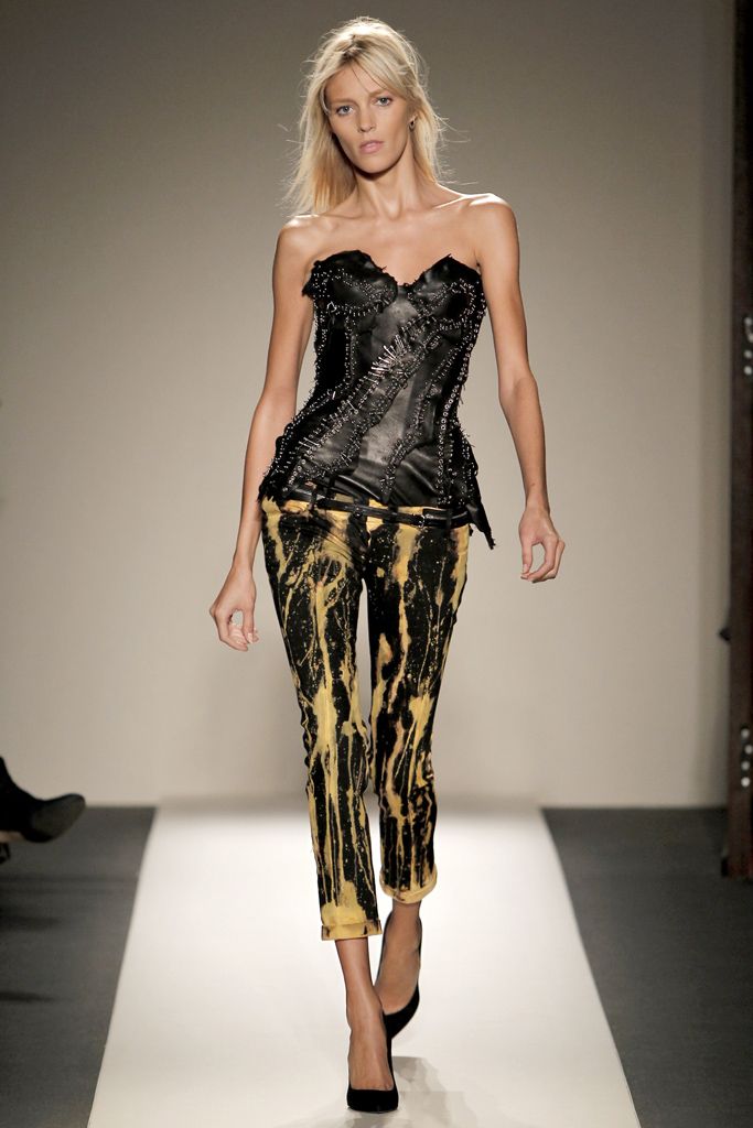 Balmain S/S 11 Look 9