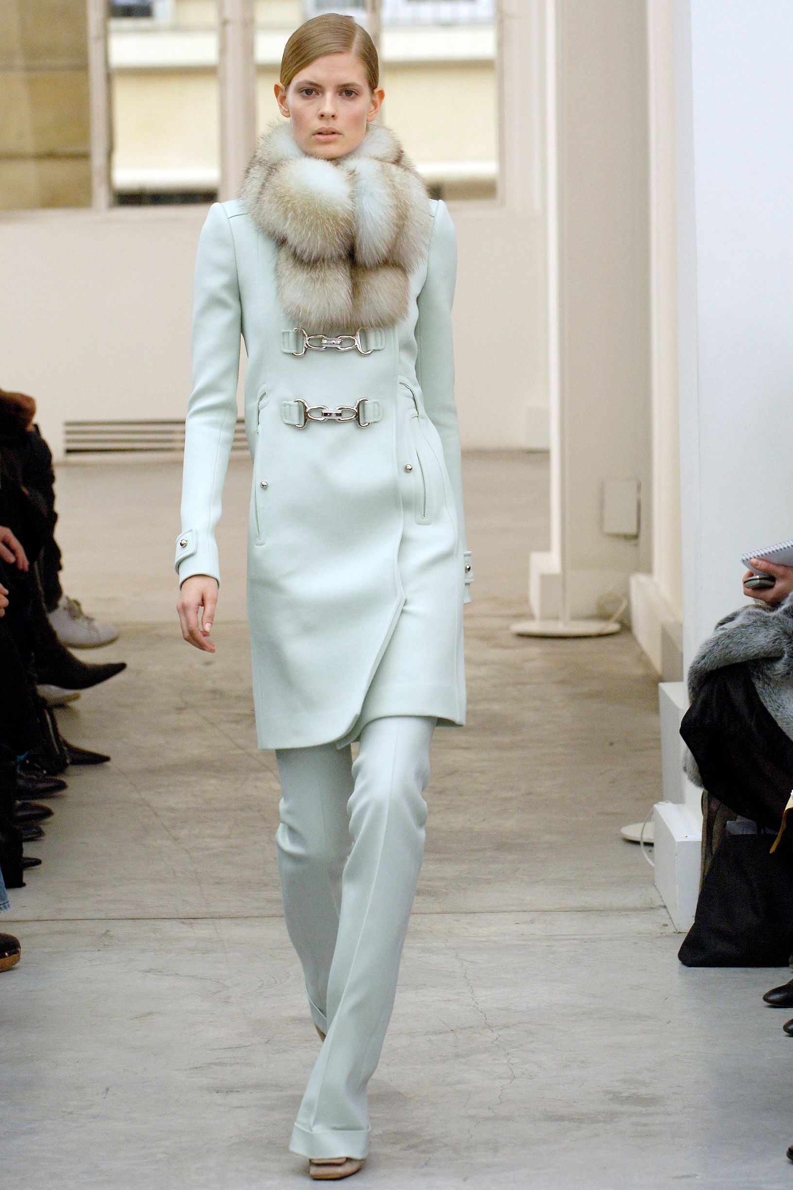 Balenciaga F/W 05 Look 22