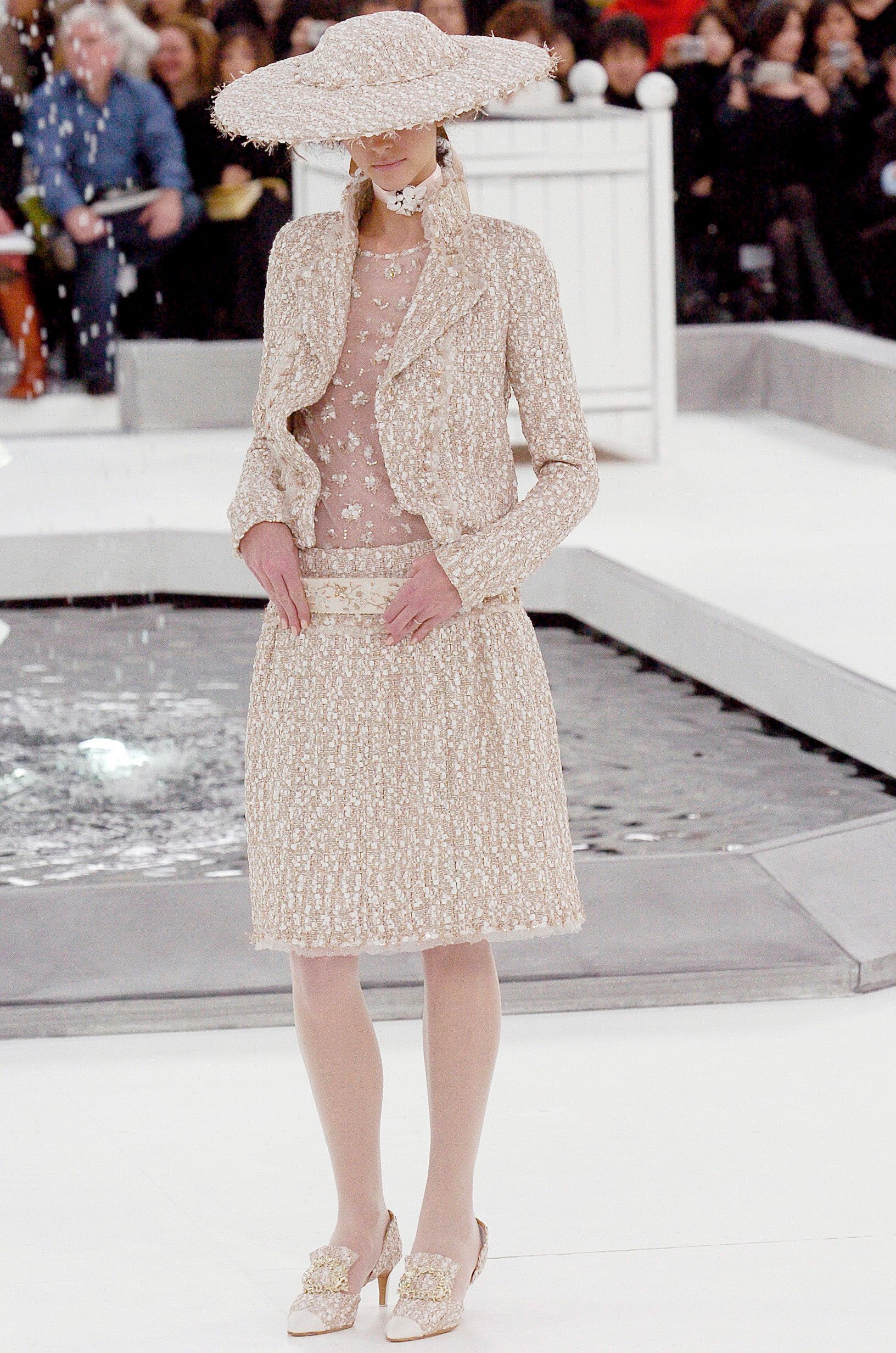 Chanel S/S 05 Couture Look 23