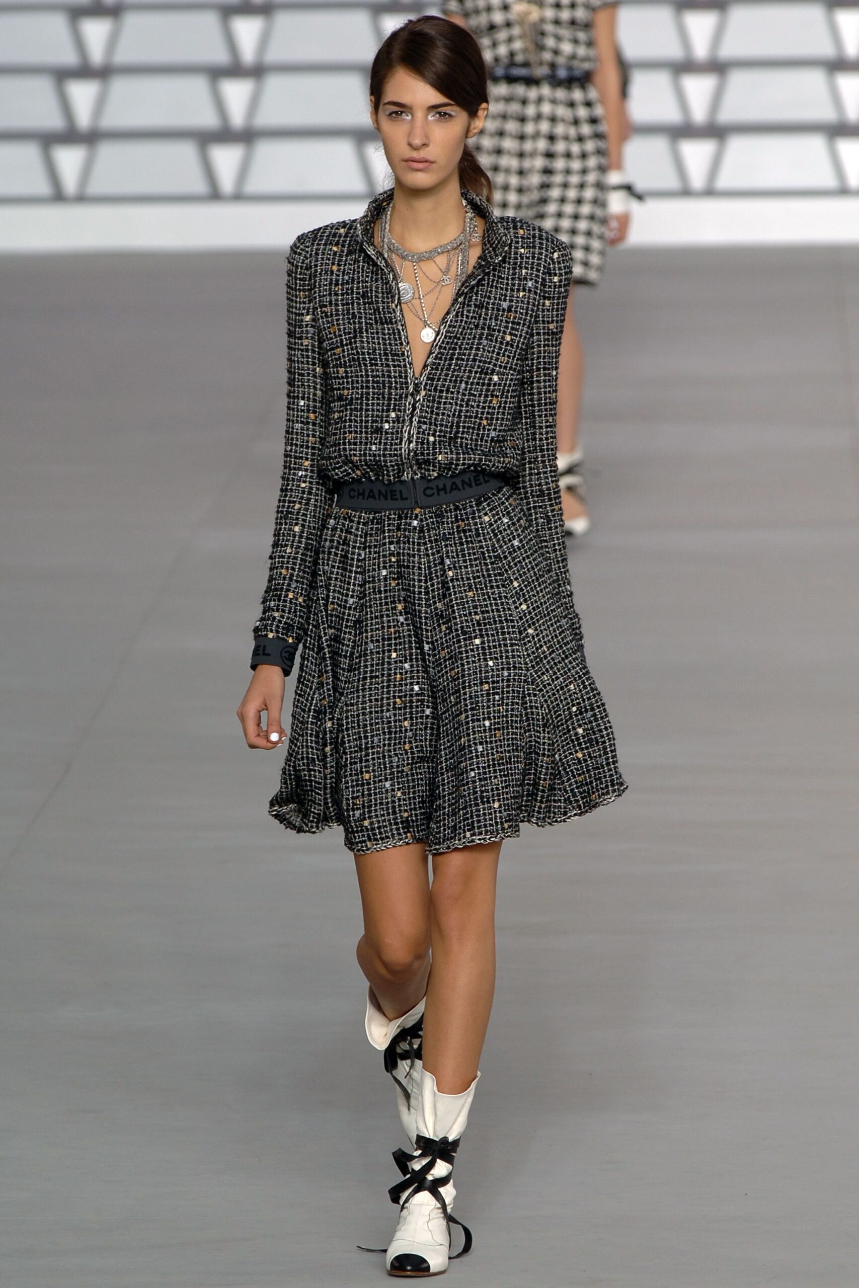 Chanel S/S 06 Look 15