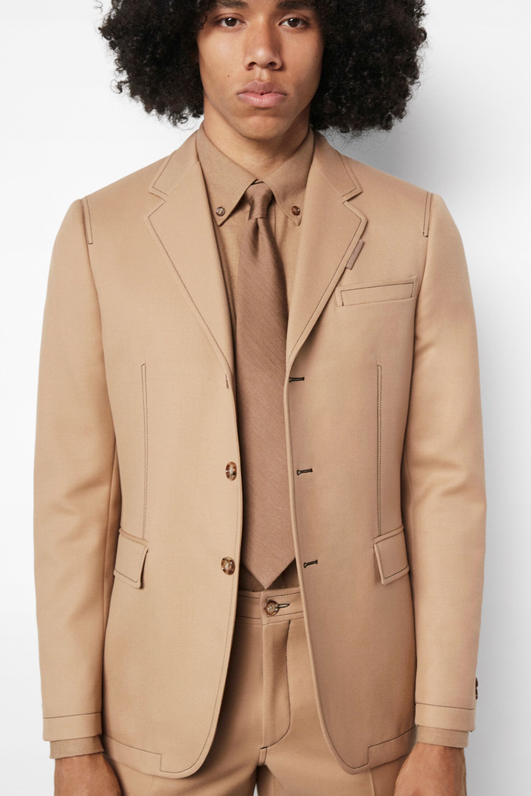 Burberry Resort 22 Look 376