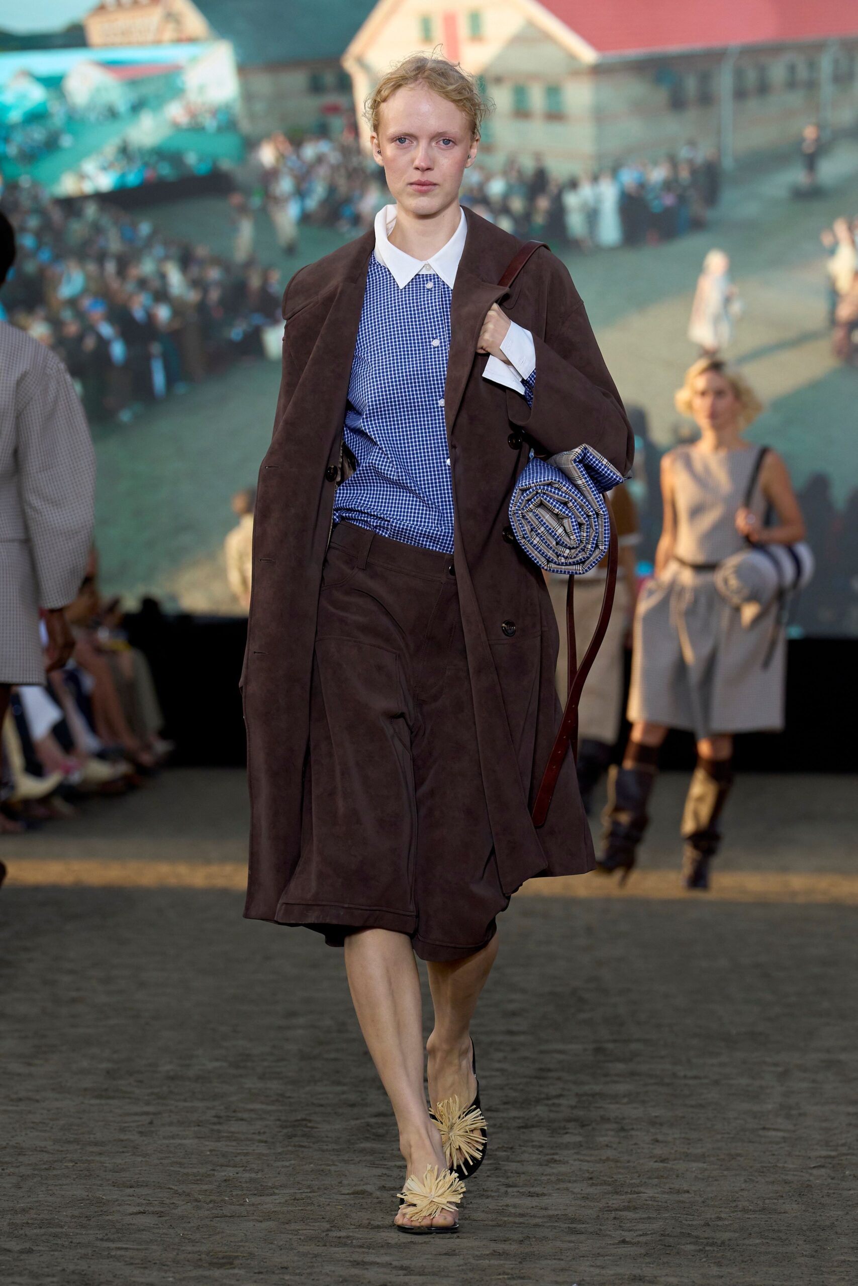 brown suede long-sleeve collared oversized buttoned pockets coat