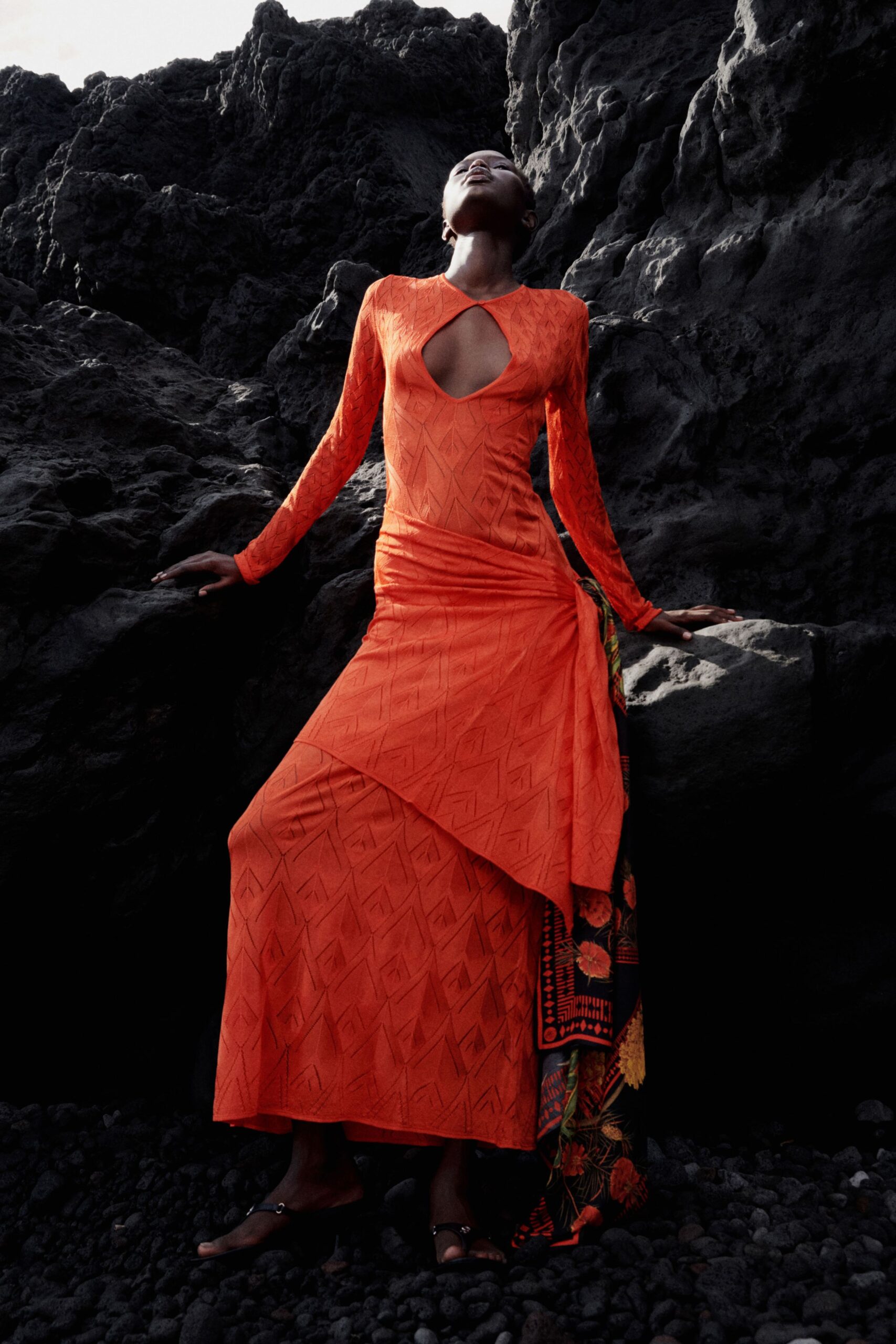 orange cotton long-sleeve v-neck fitted printed ruched dress