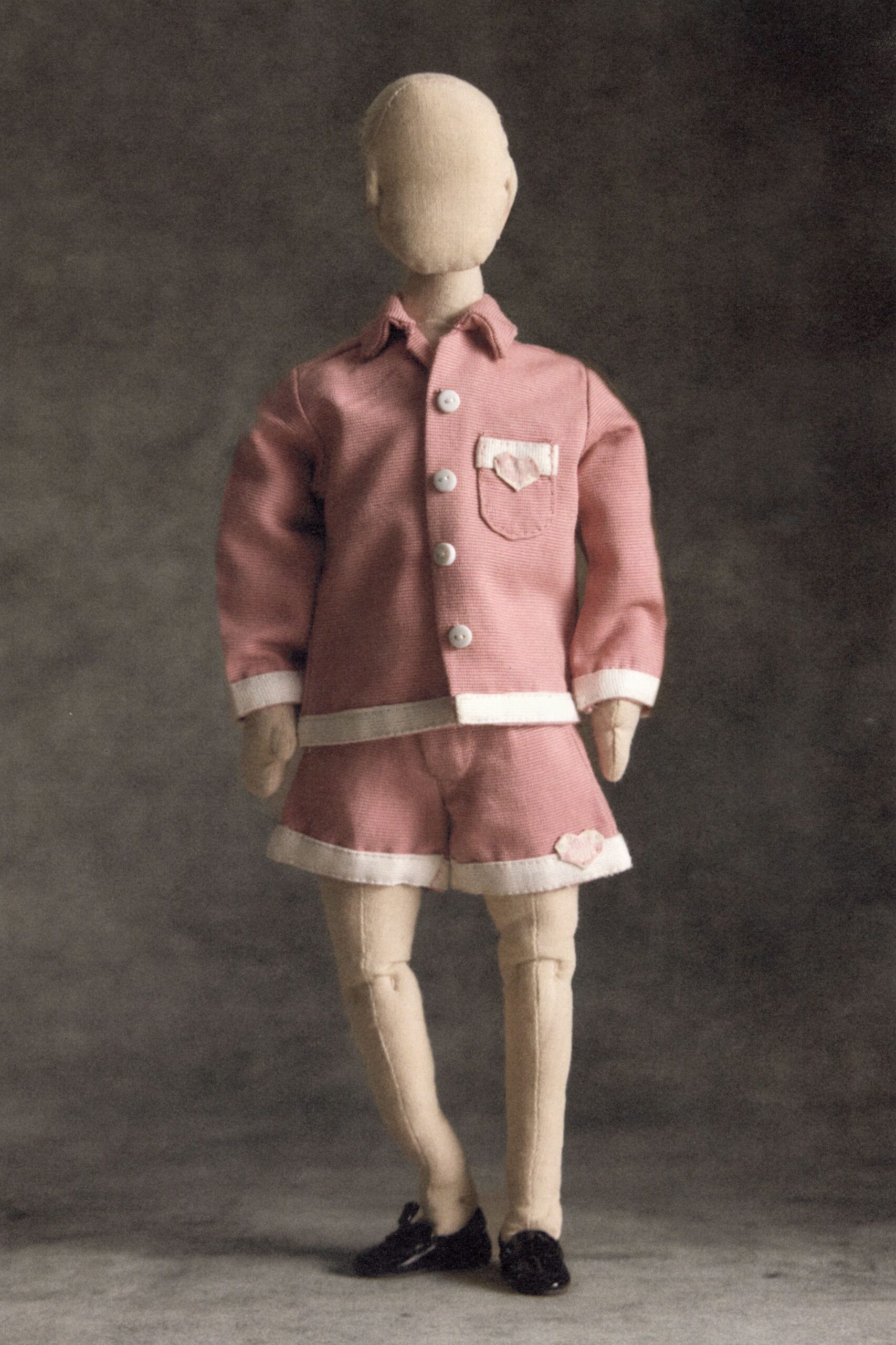 pink cotton long-sleeve collared oversized buttoned pockets shirt