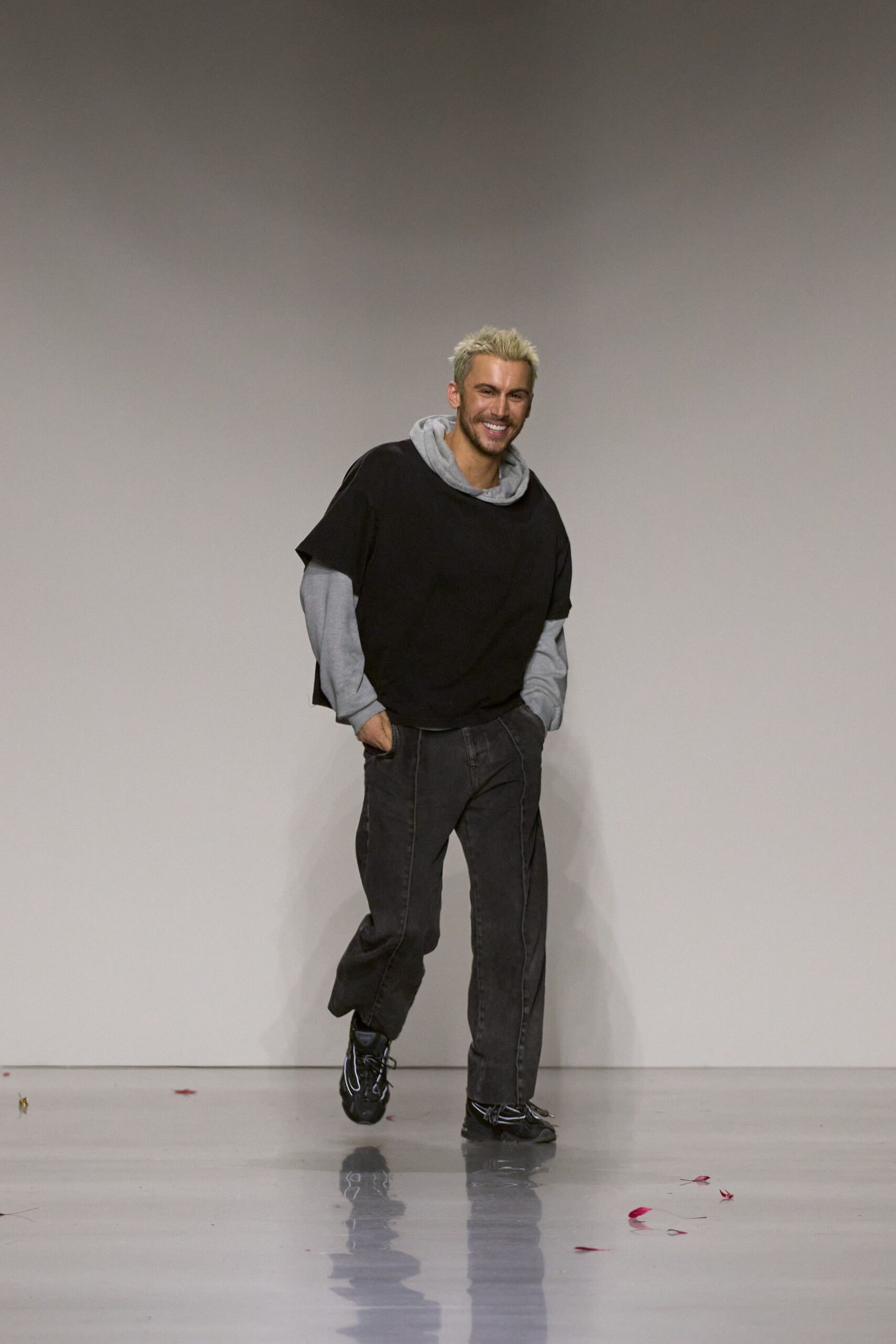 gray hoodie black t-shirt relaxed pants