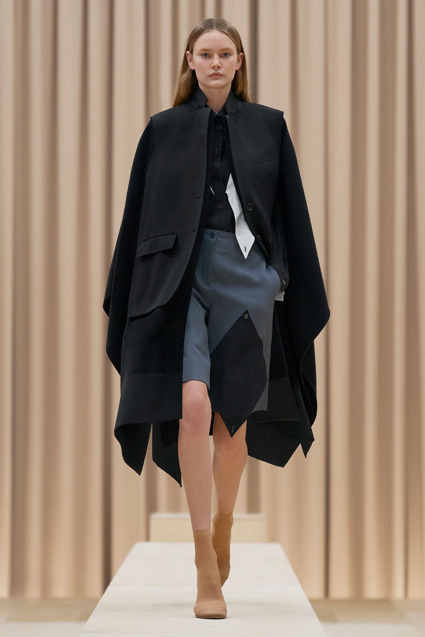 Burberry F/W 21 Look 414