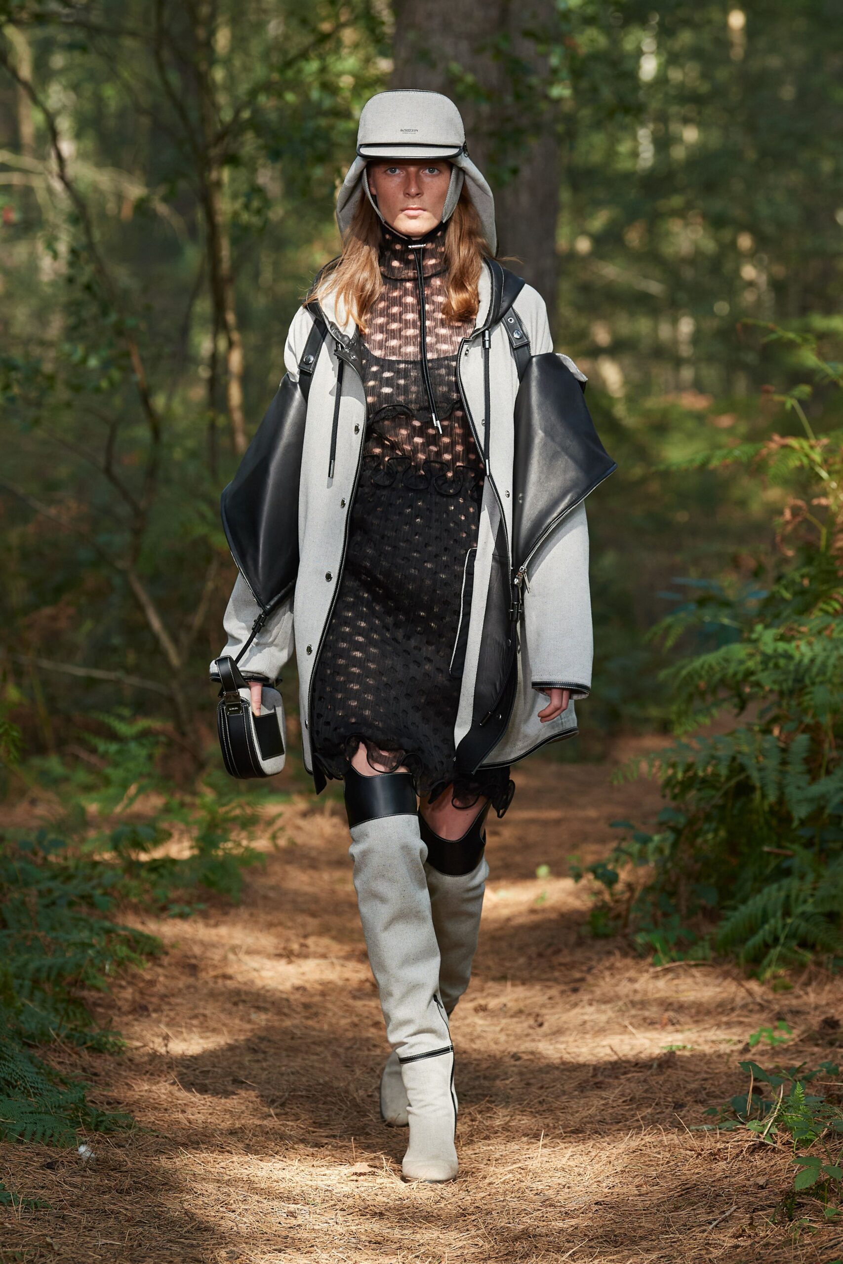 Burberry S/S 21 Menswear Look 442