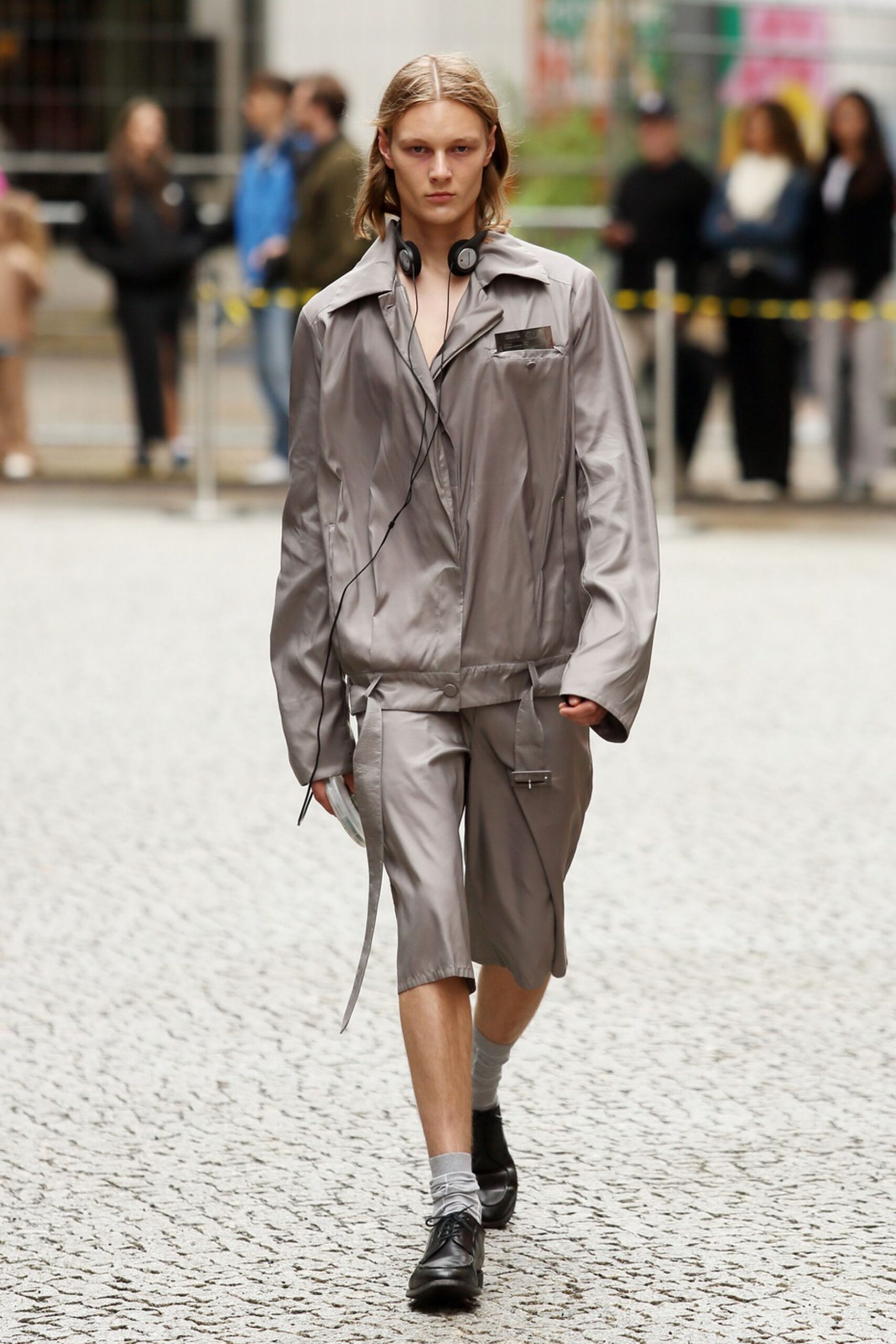 gray silk long-sleeve collared relaxed zippered jacket