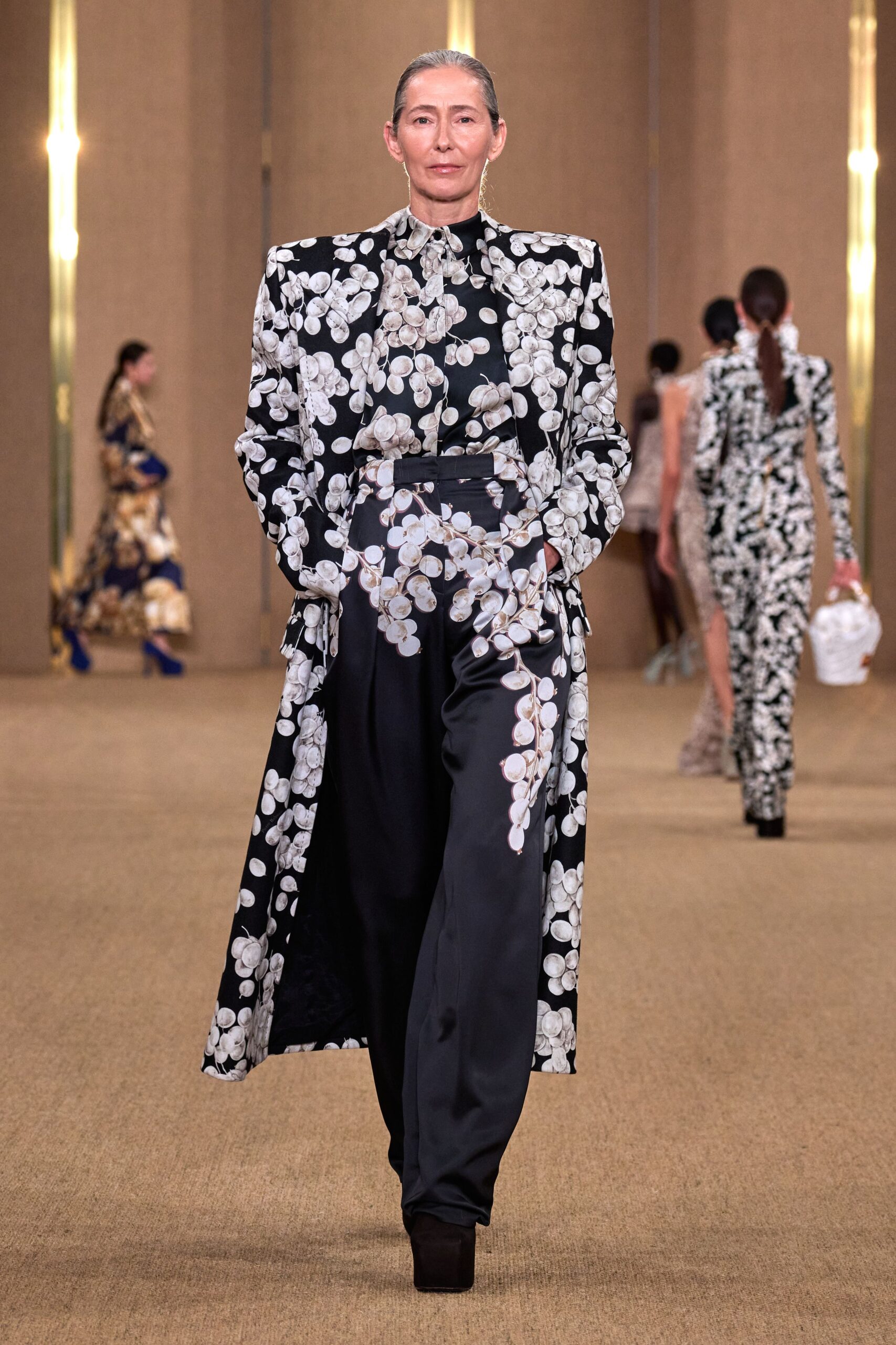 Balmain F/W 24 Look 392