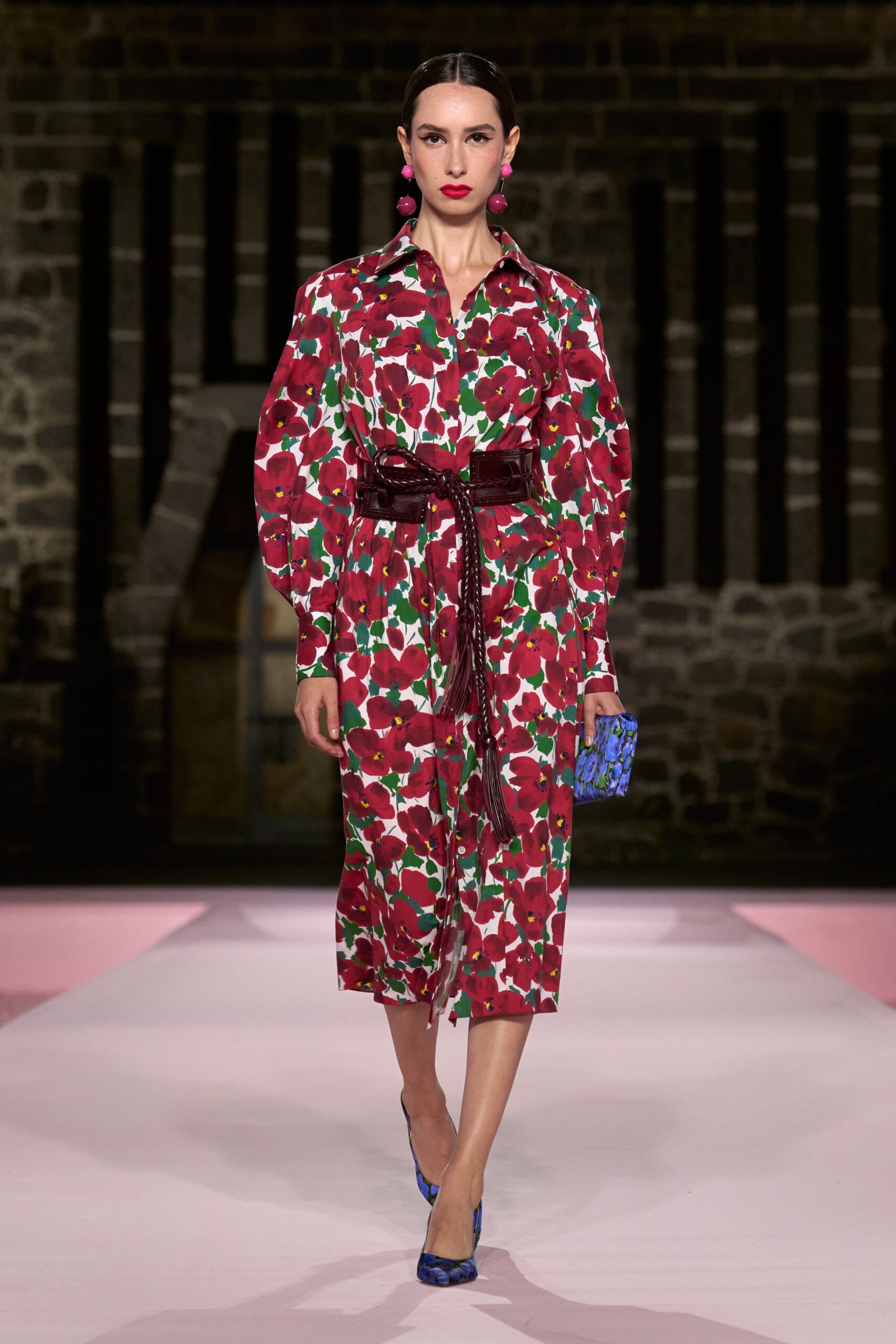 floral midi shirt-dress with blue accessories