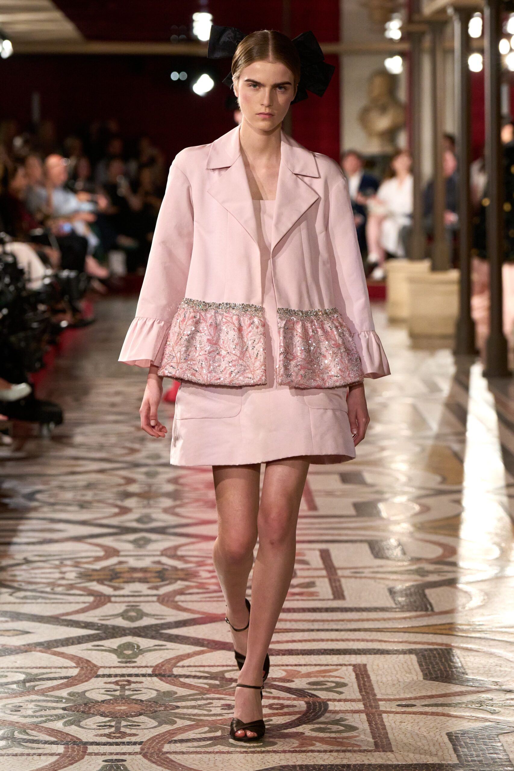 Chanel F/W 24 Couture Look 410