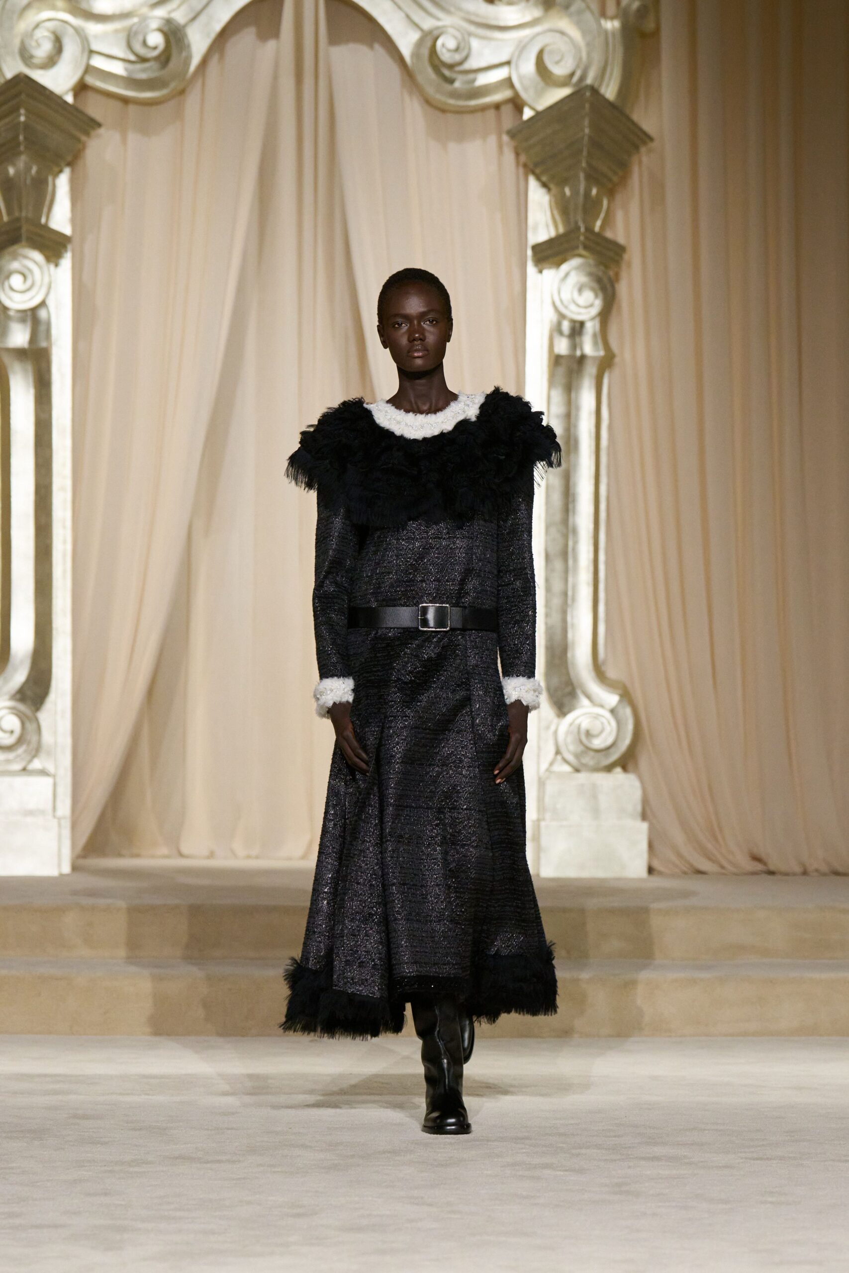 Chanel F/W 25 Couture Look 436