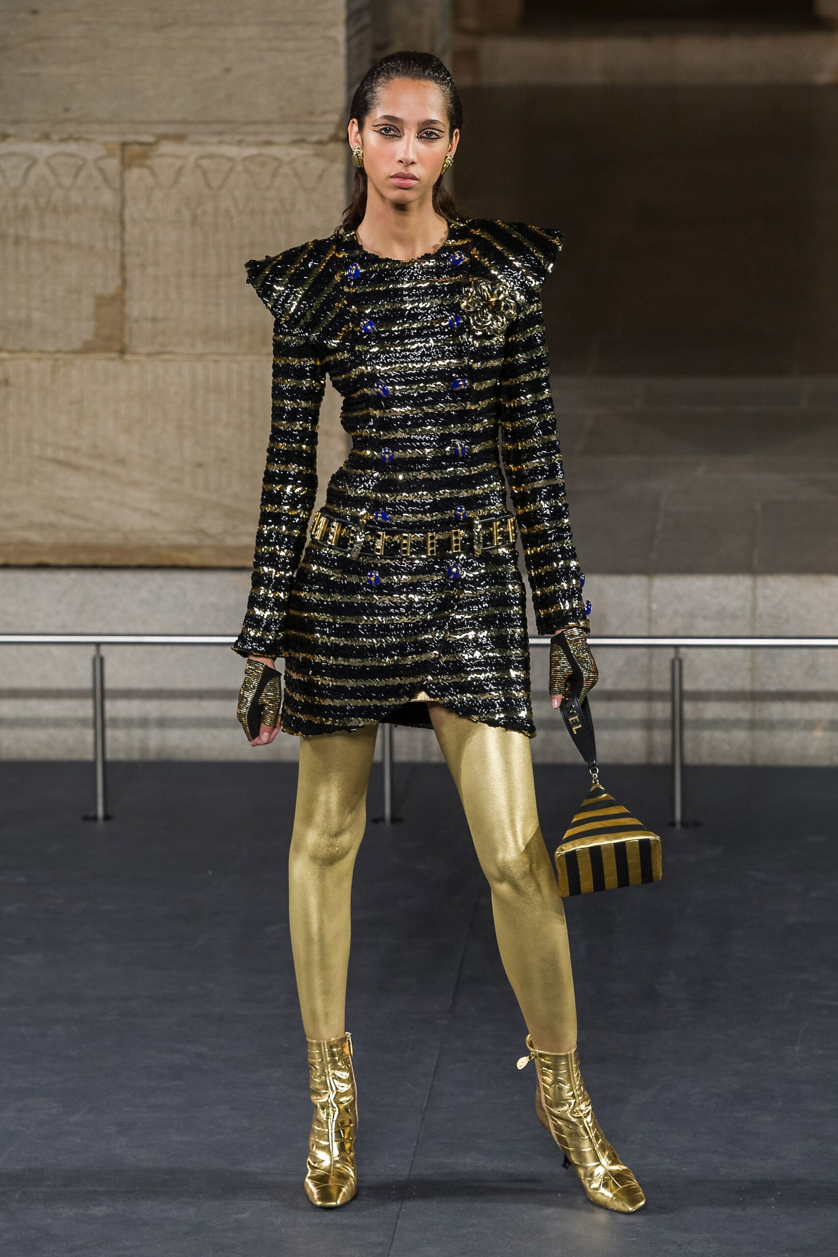 Chanel F/W 19 Look 474
