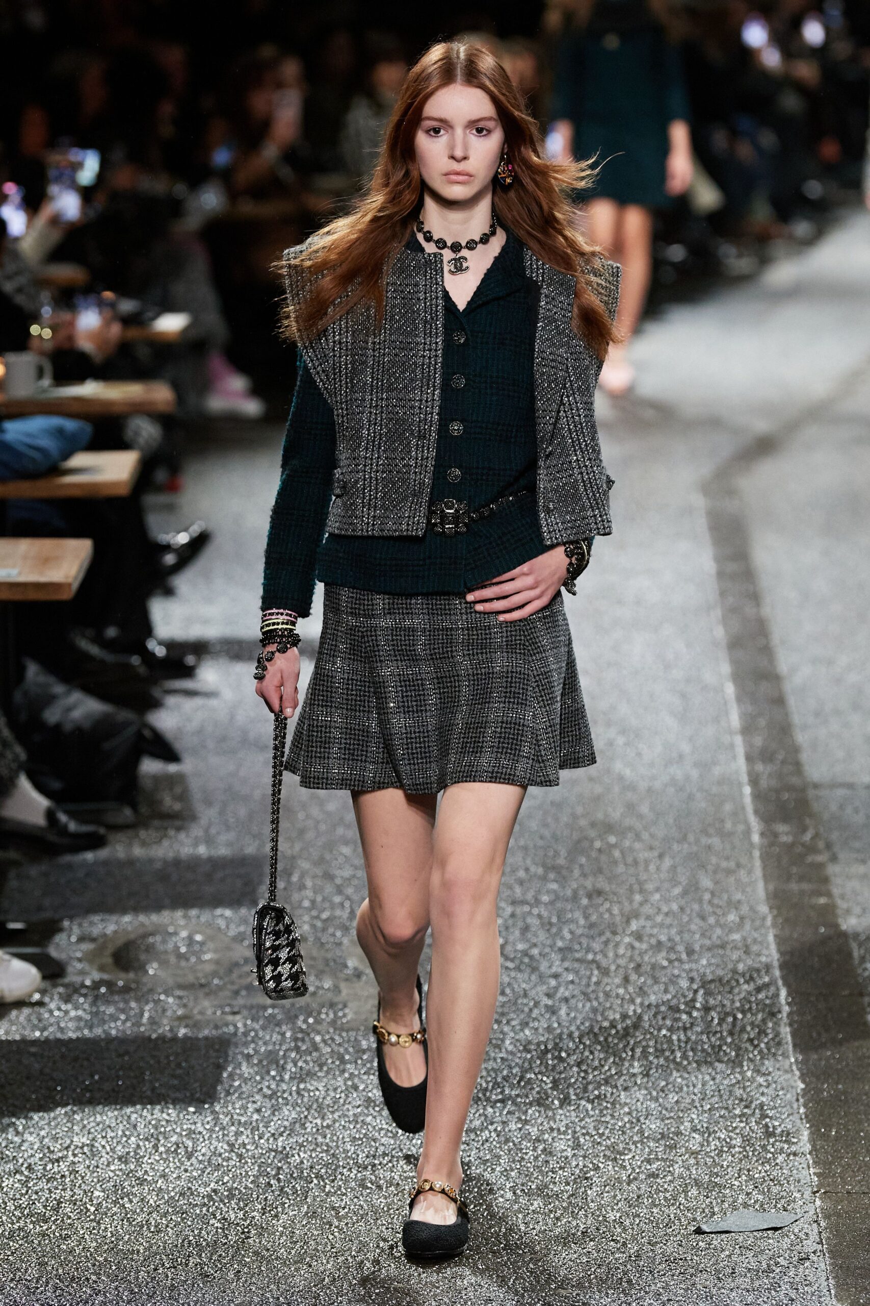 Chanel F/W 24 Look 459