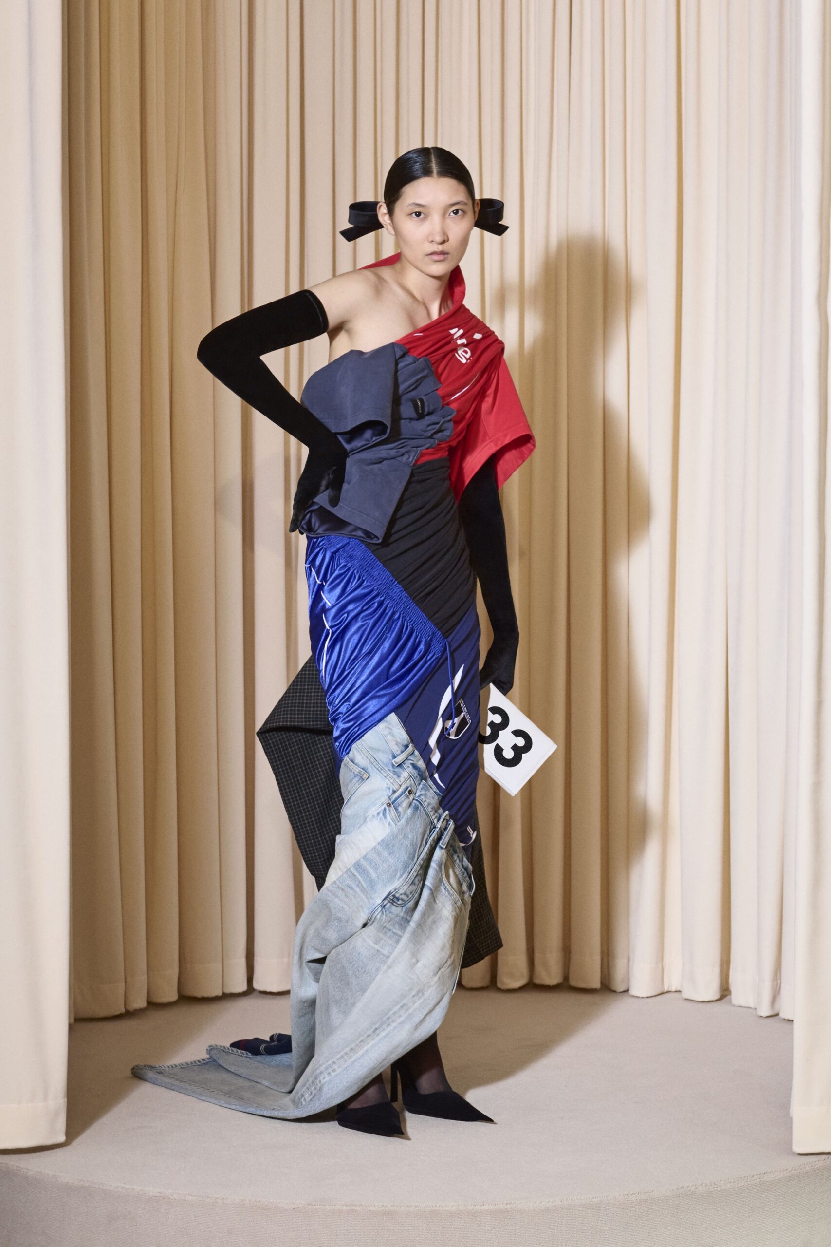 Balenciaga F/W 24 Couture Look 259