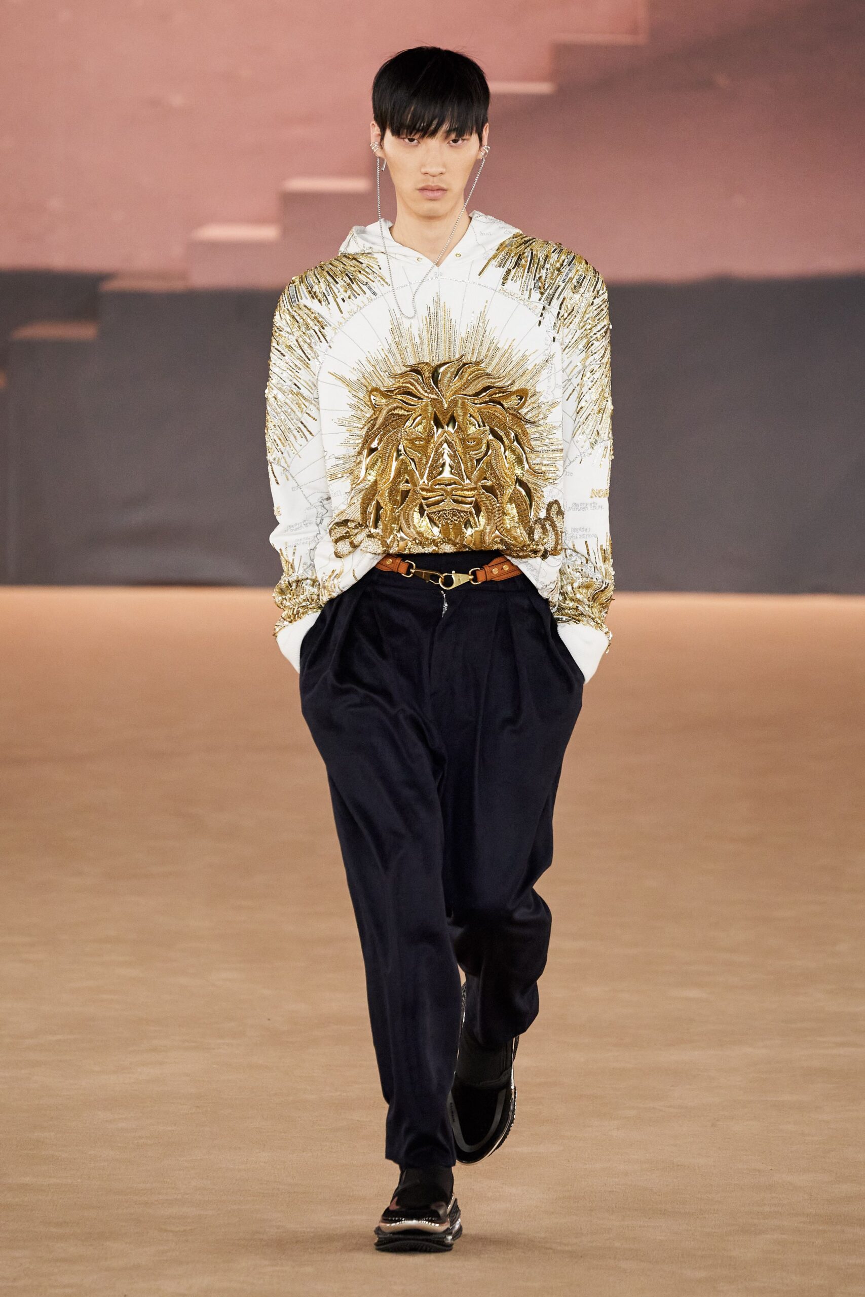 Balmain F/W 20 Menswear Look 406