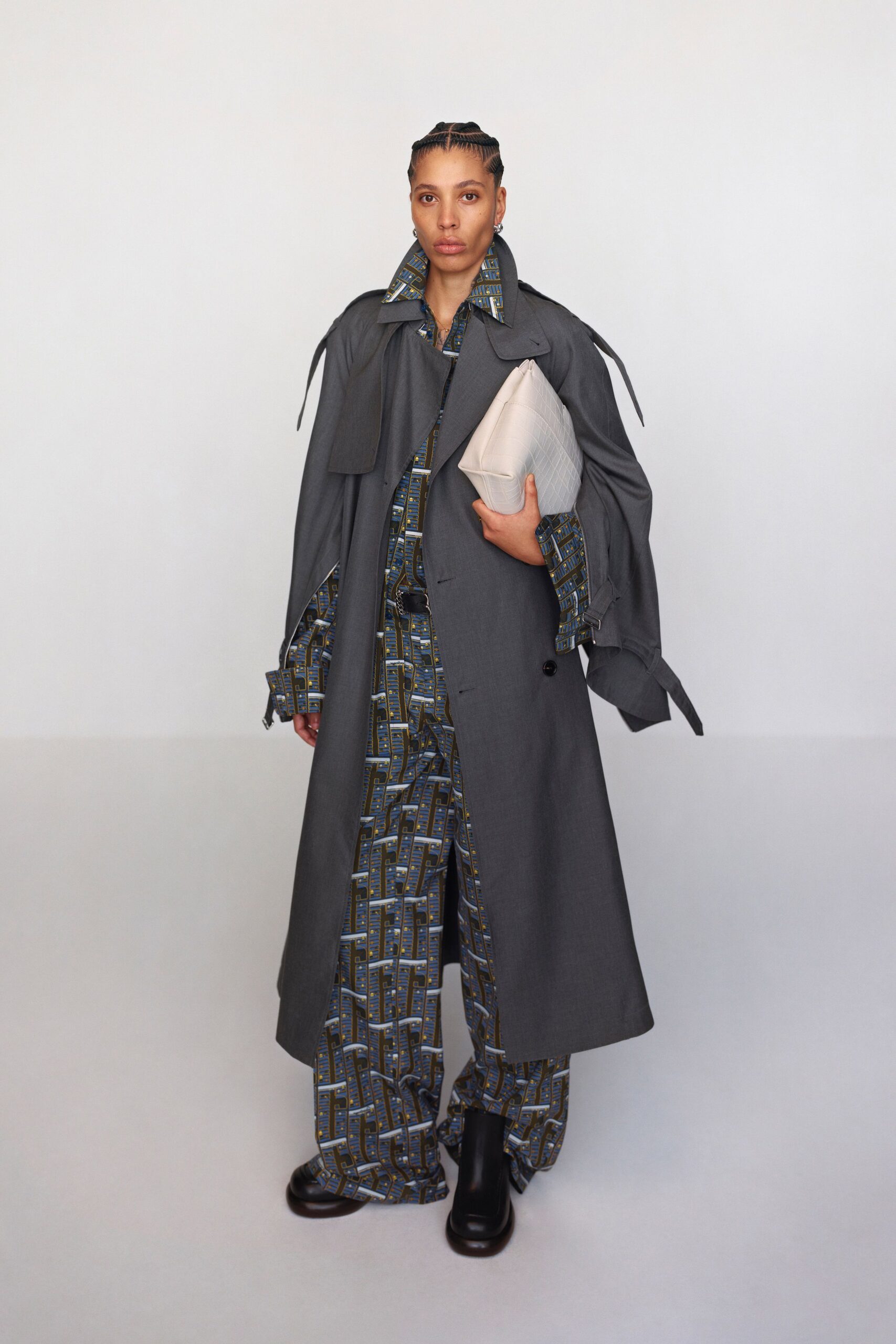 Burberry F/W 24 Look 346