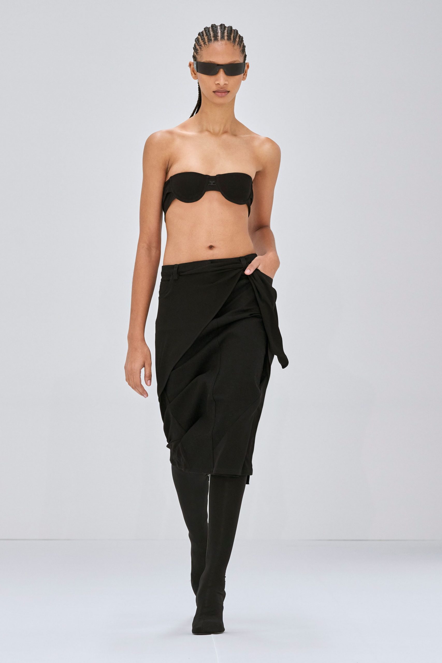 Courrèges F/W 24 Look 104