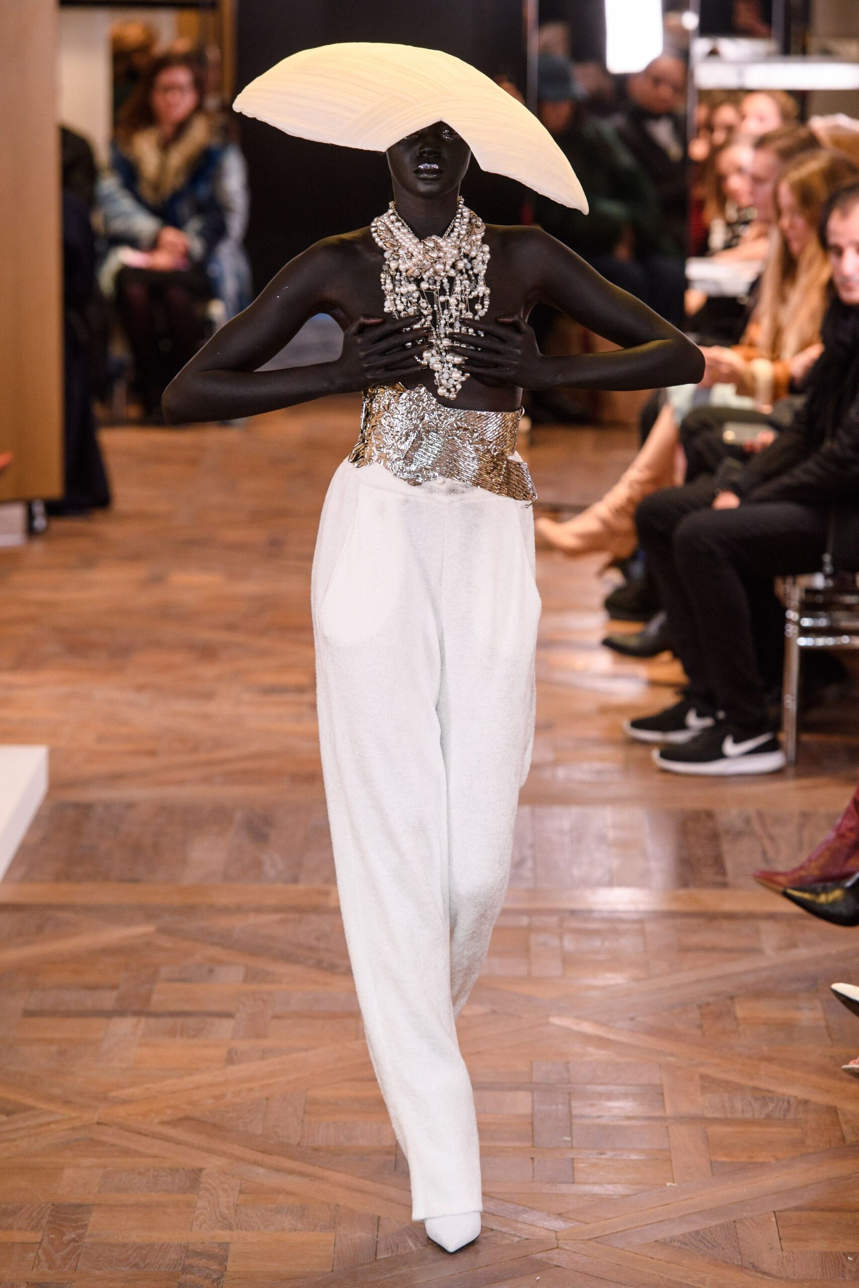 Balmain S/S 19 Couture Look 396
