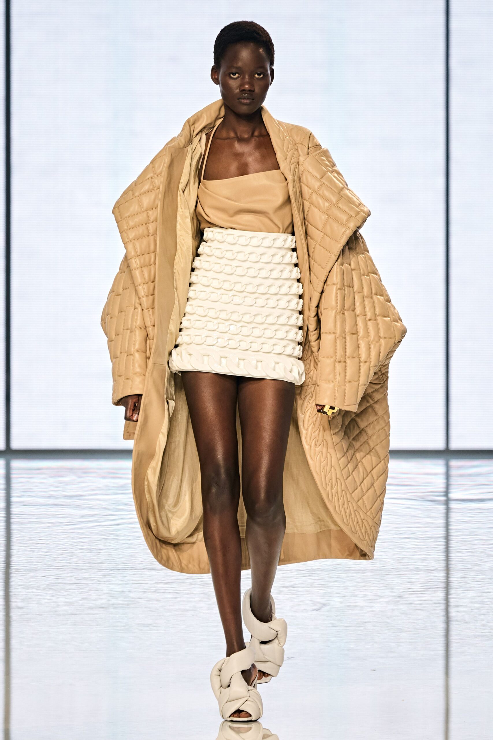 Balmain S/S 22 Look 404