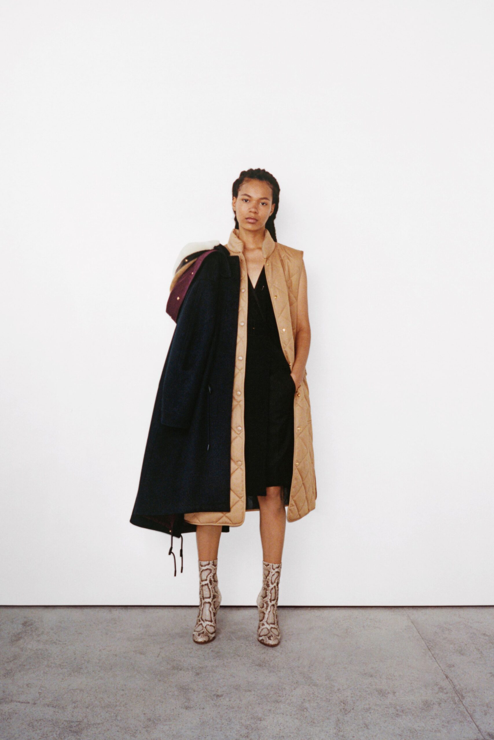 Burberry Resort 22 Look 418