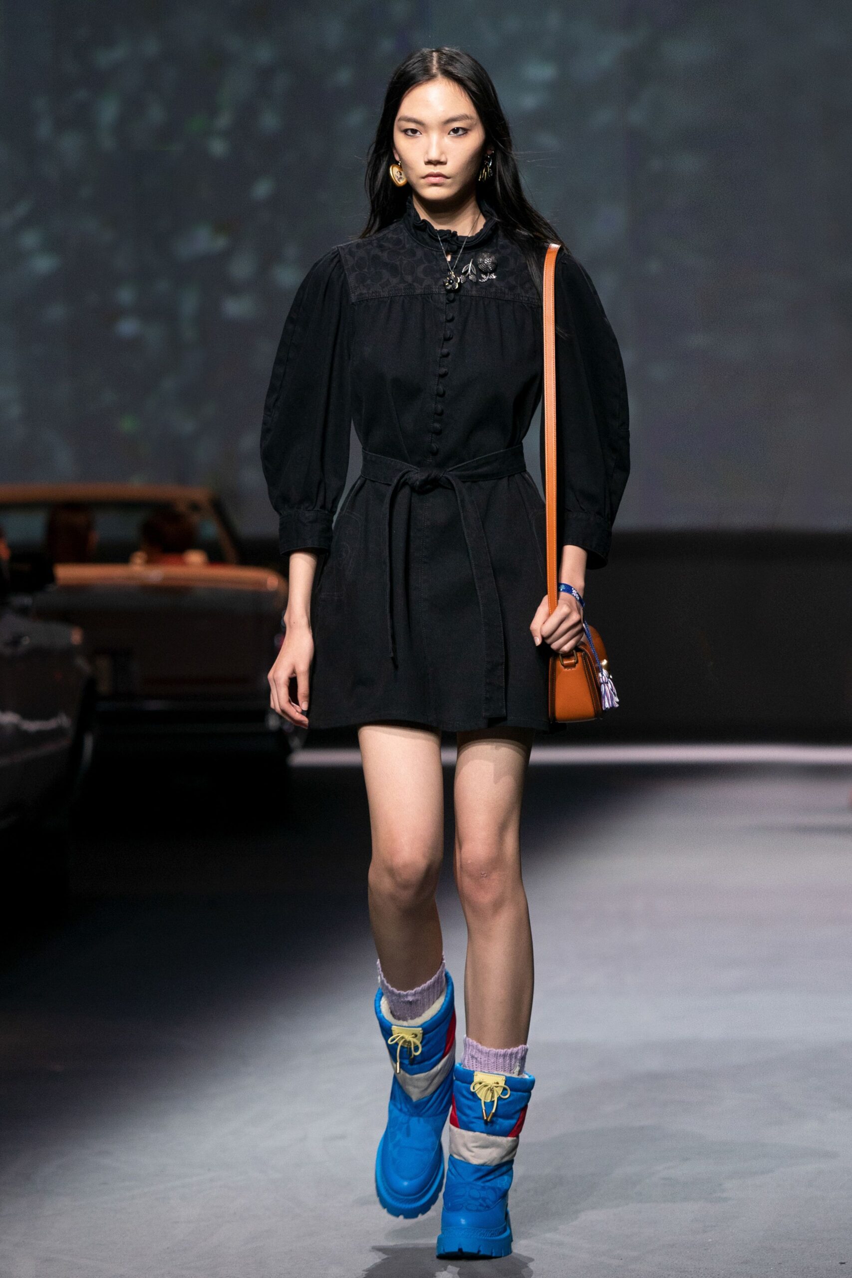 Coach Resort 22 Look 533