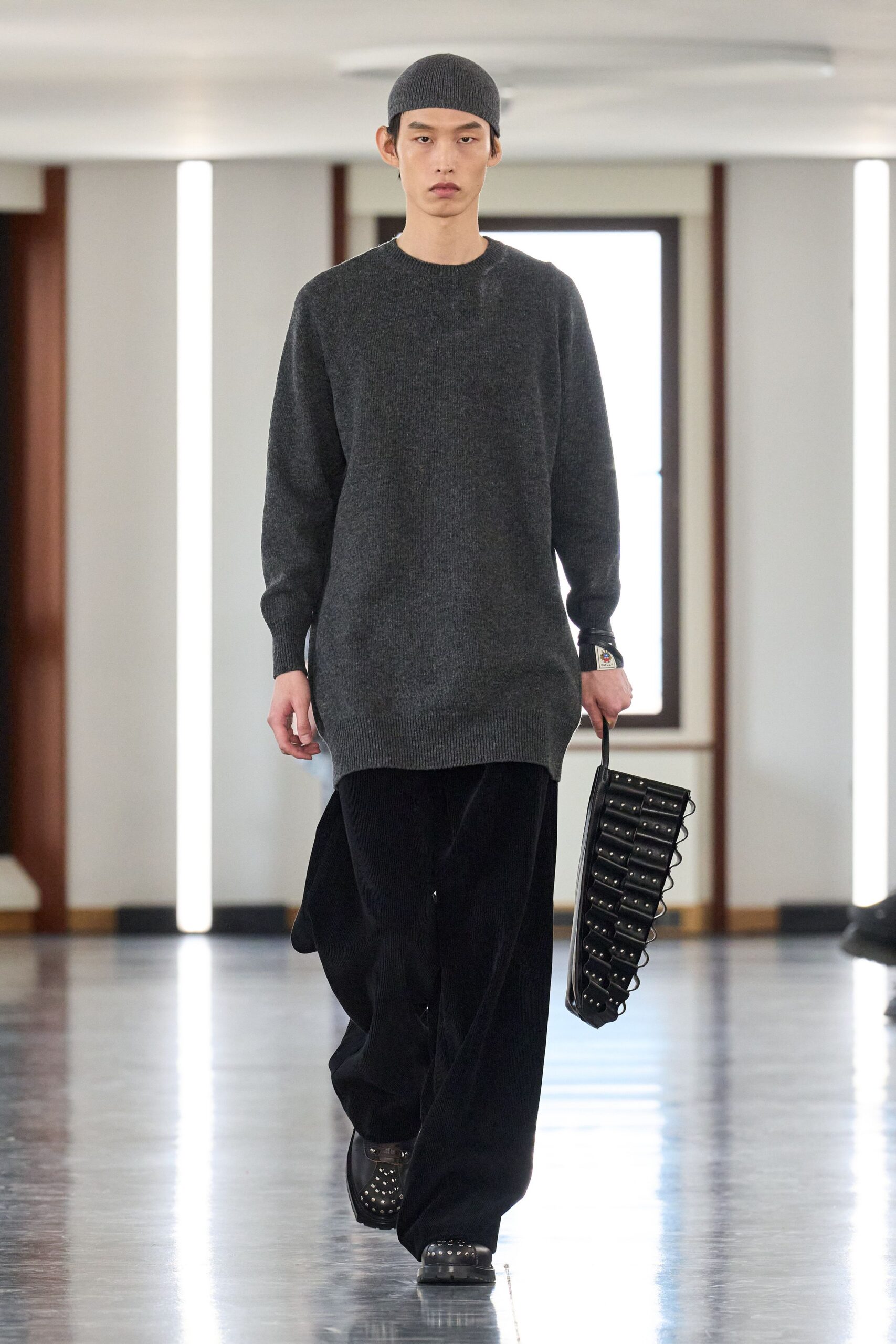 gray wool long-sleeve collared oversized sweater