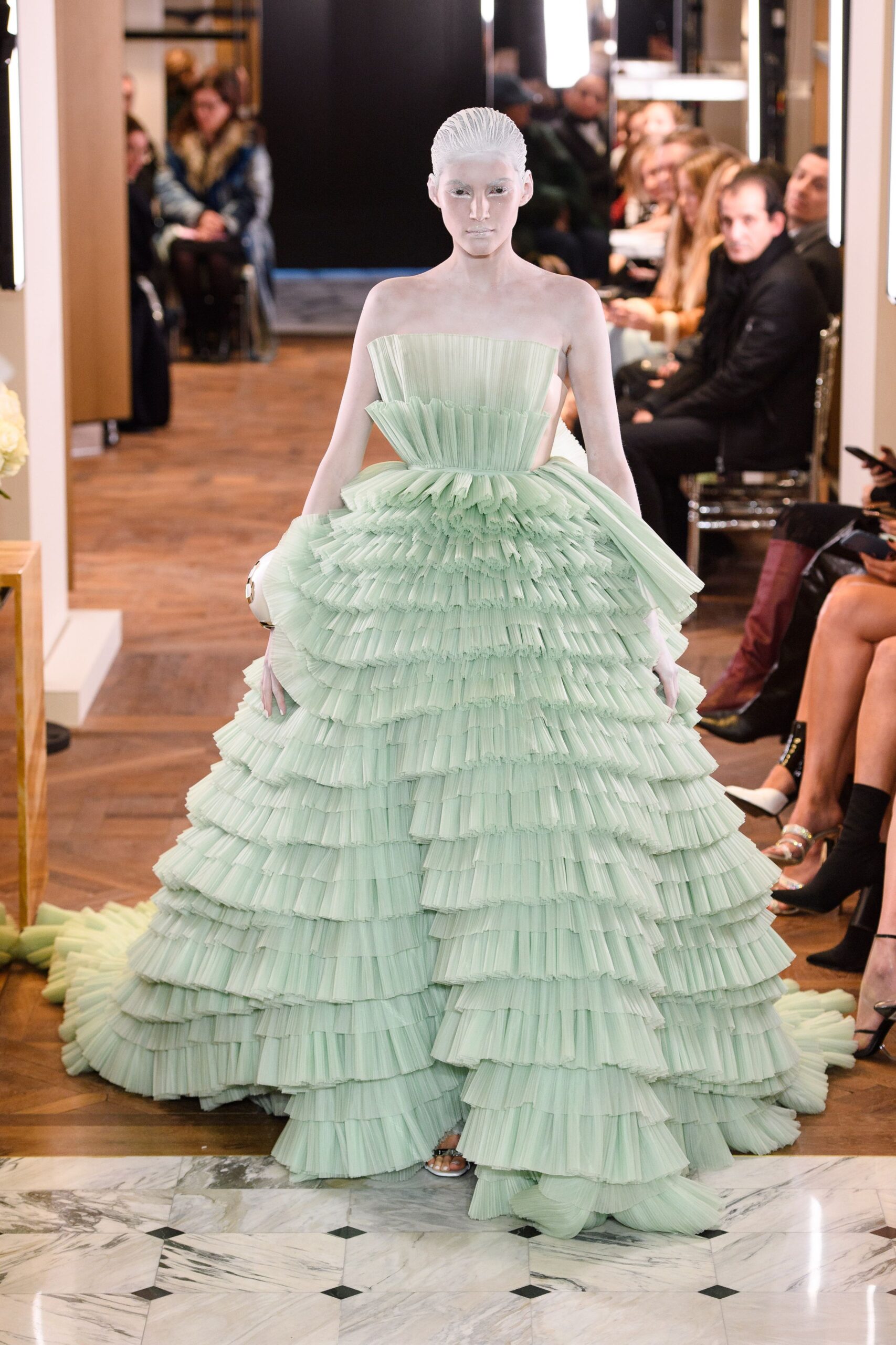 Balmain S/S 19 Couture Look 400
