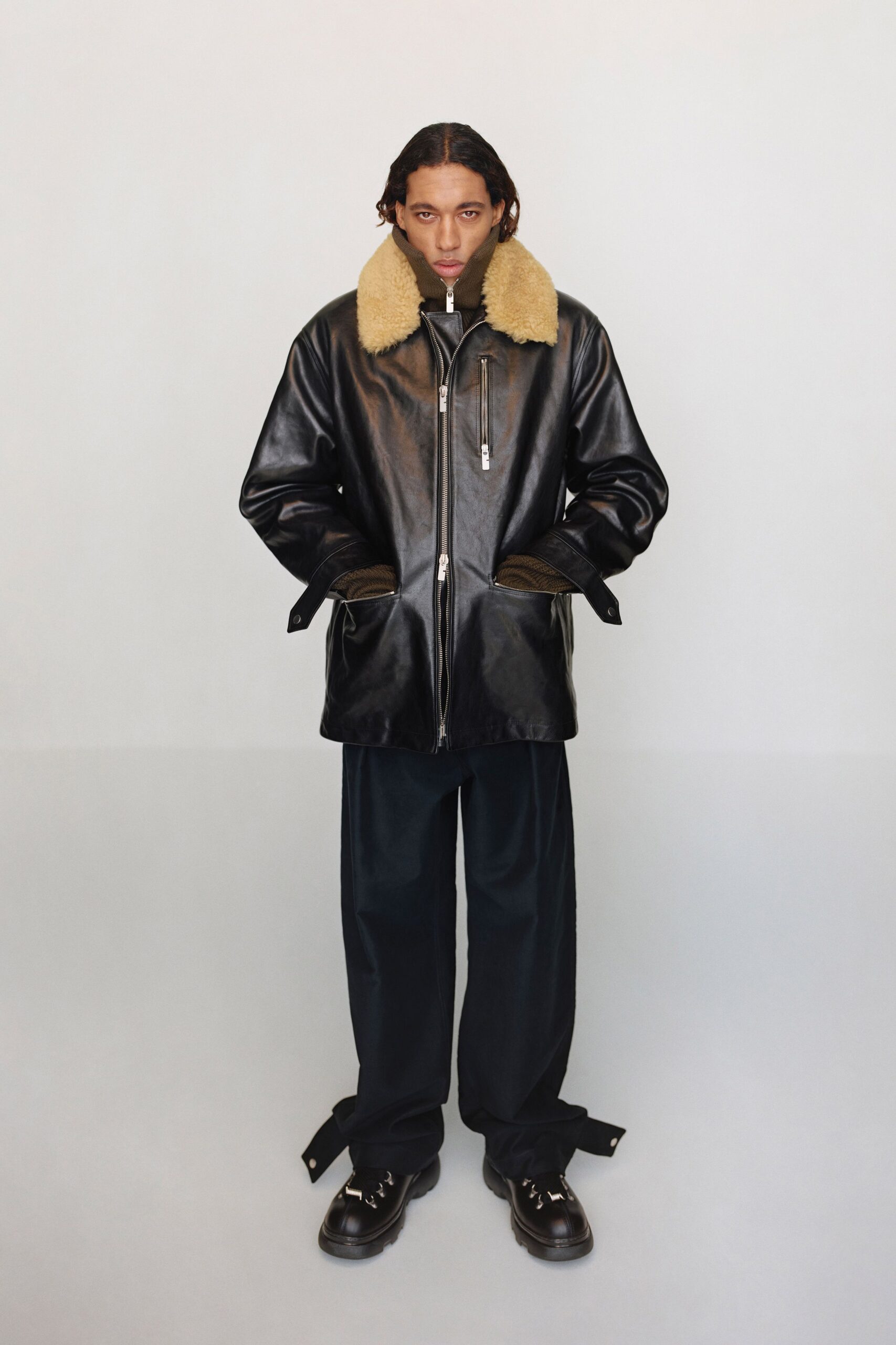 Burberry F/W 24 Look 379
