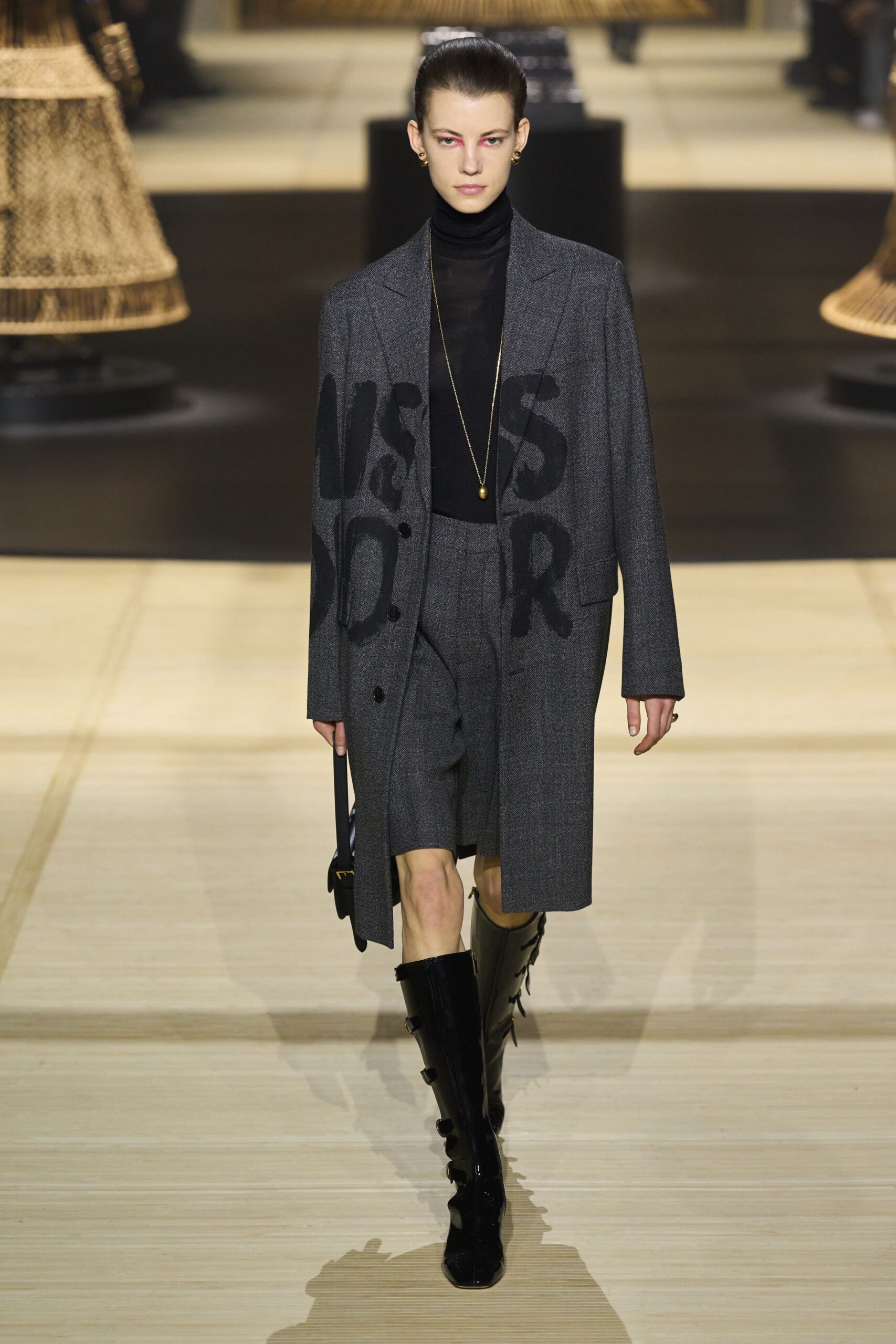 Christian Dior F/W 24 Look 523