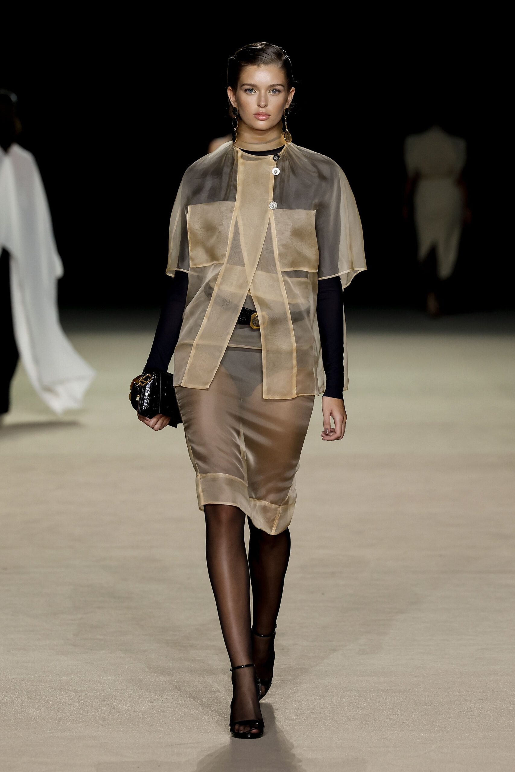 beige silk short-sleeve collared relaxed buttoned jacket