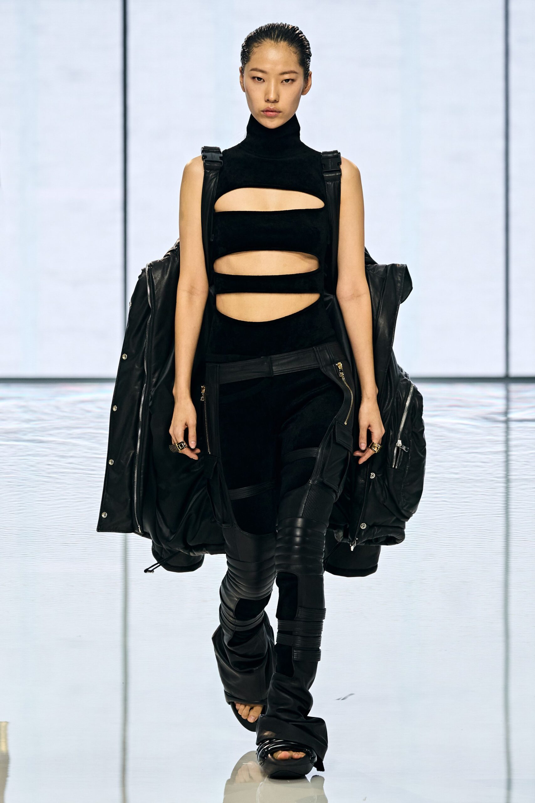 Balmain S/S 22 Look 444