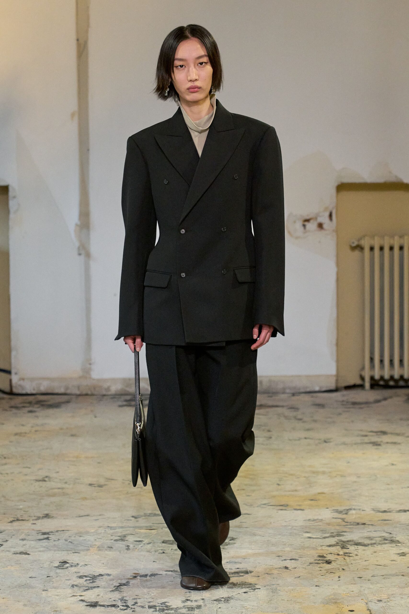 Carven F/W 24 Look 577