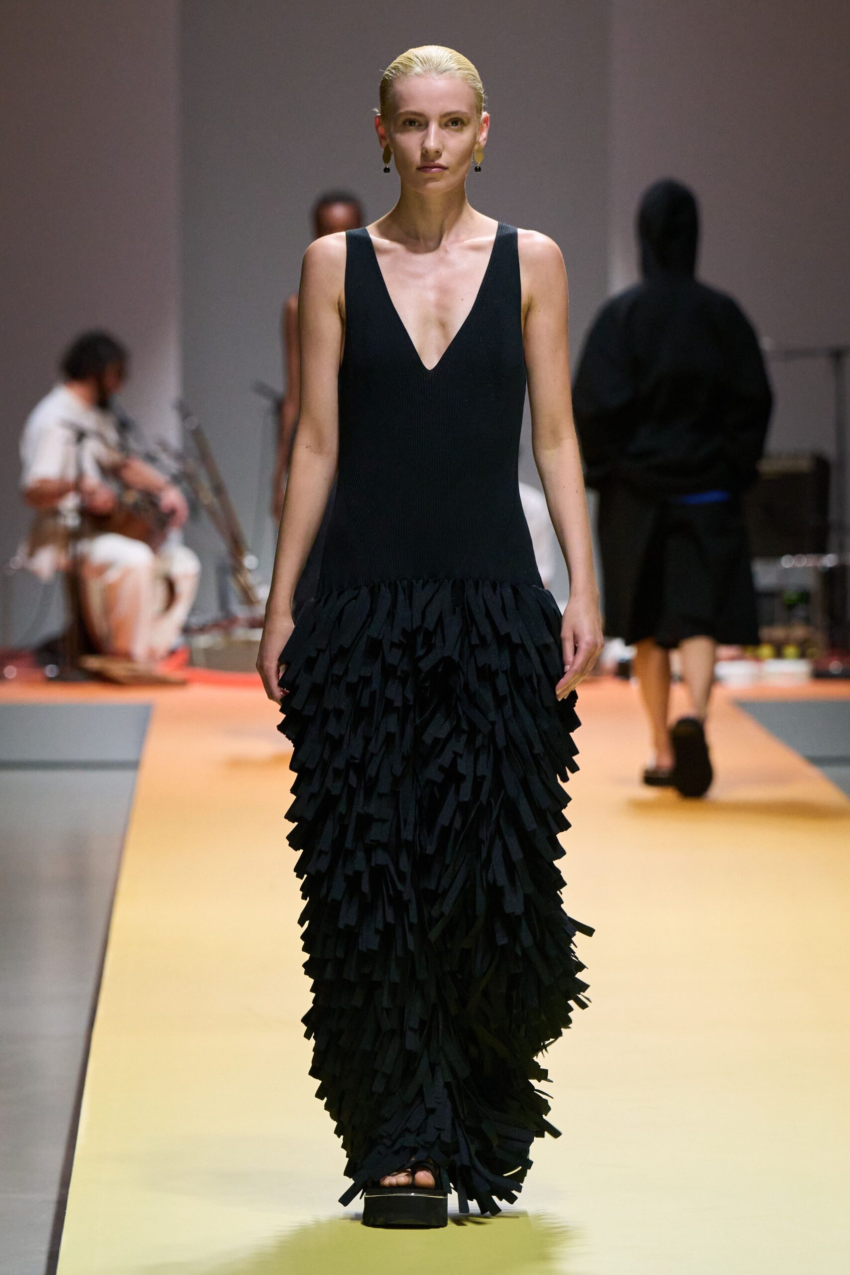CFCL S/S 25 Look 583