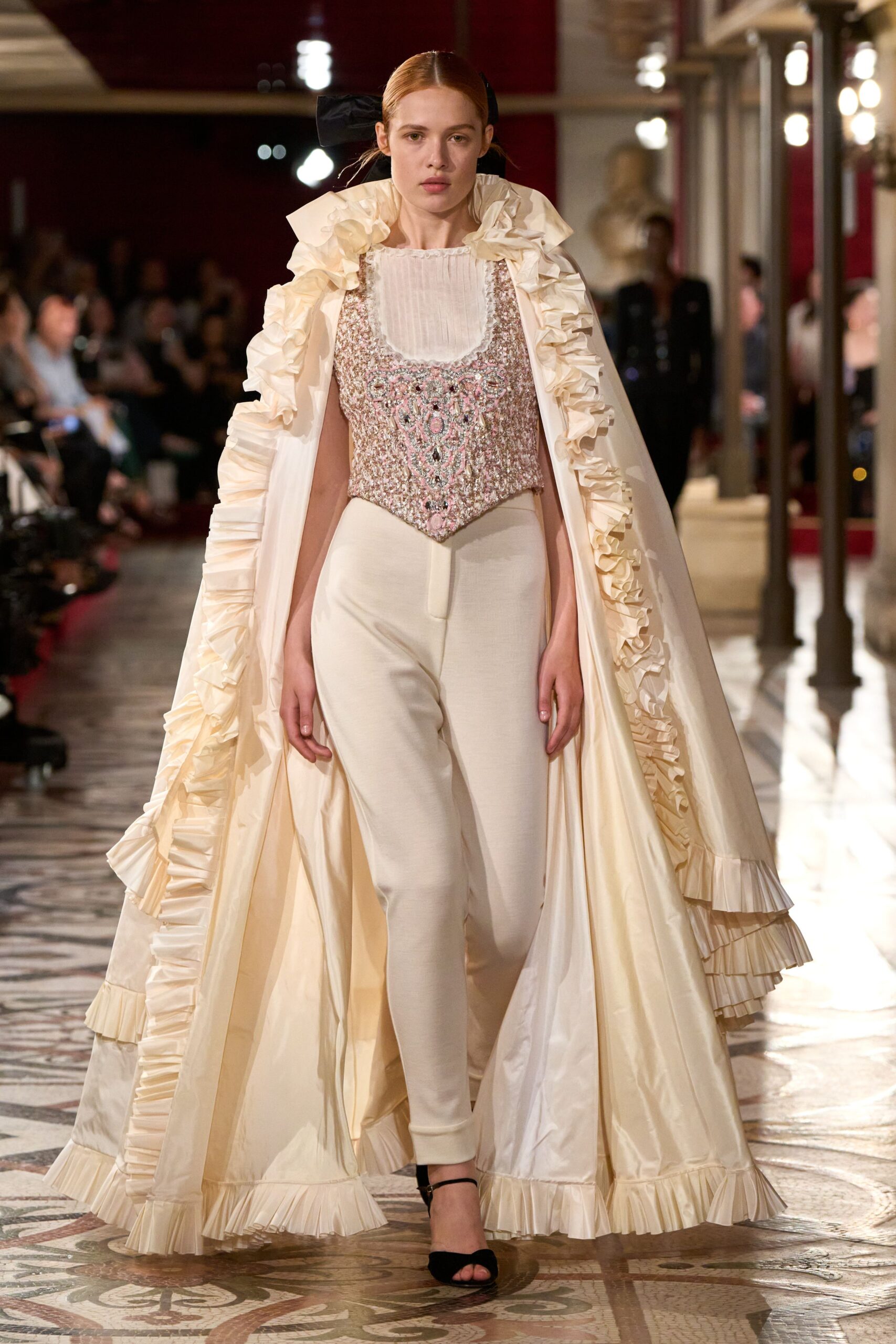 Chanel F/W 24 Couture Look 473