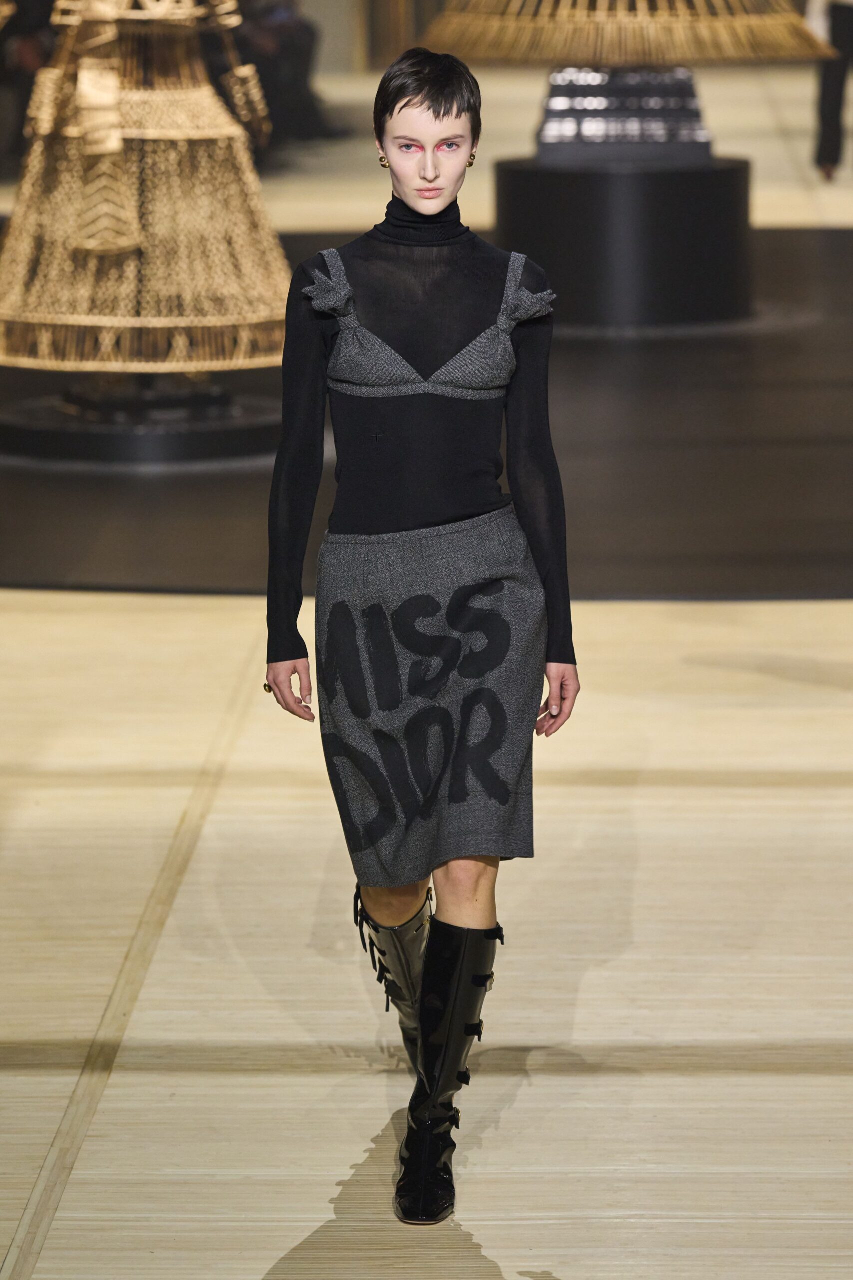 Christian Dior F/W 24 Look 554