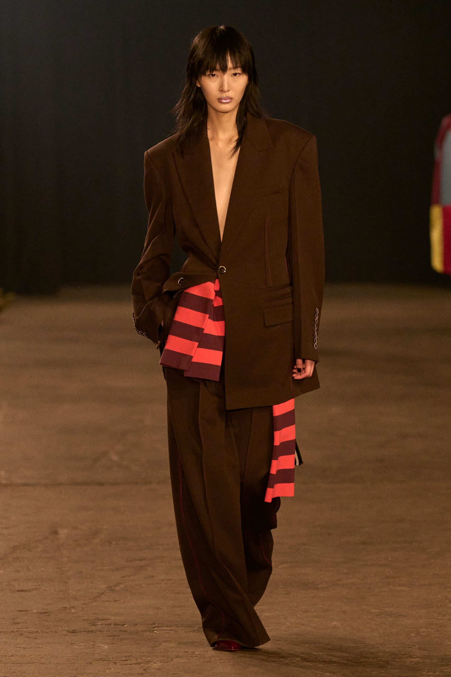 brown wool long-sleeve v-neck oversized buttoned blazer
