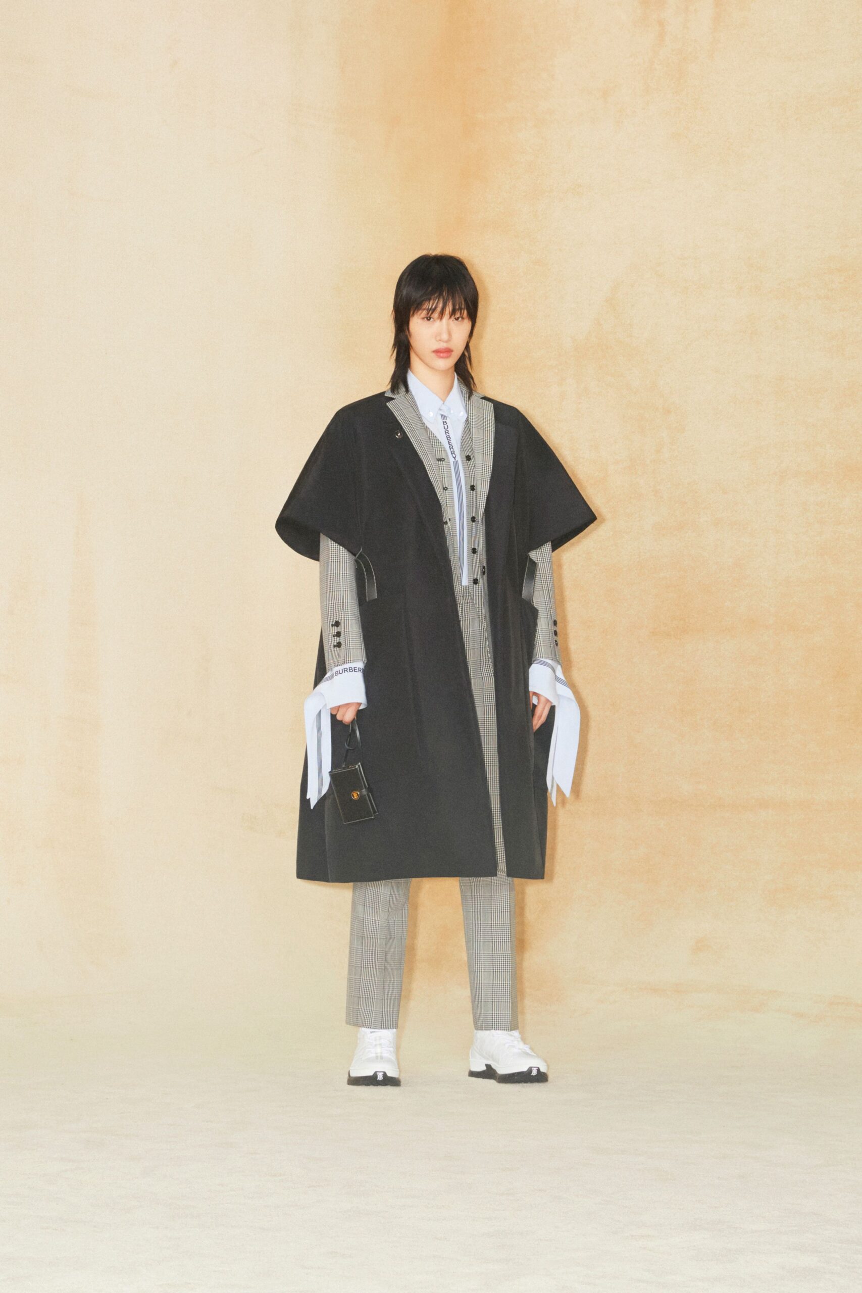 Burberry F/W 20 Look 390