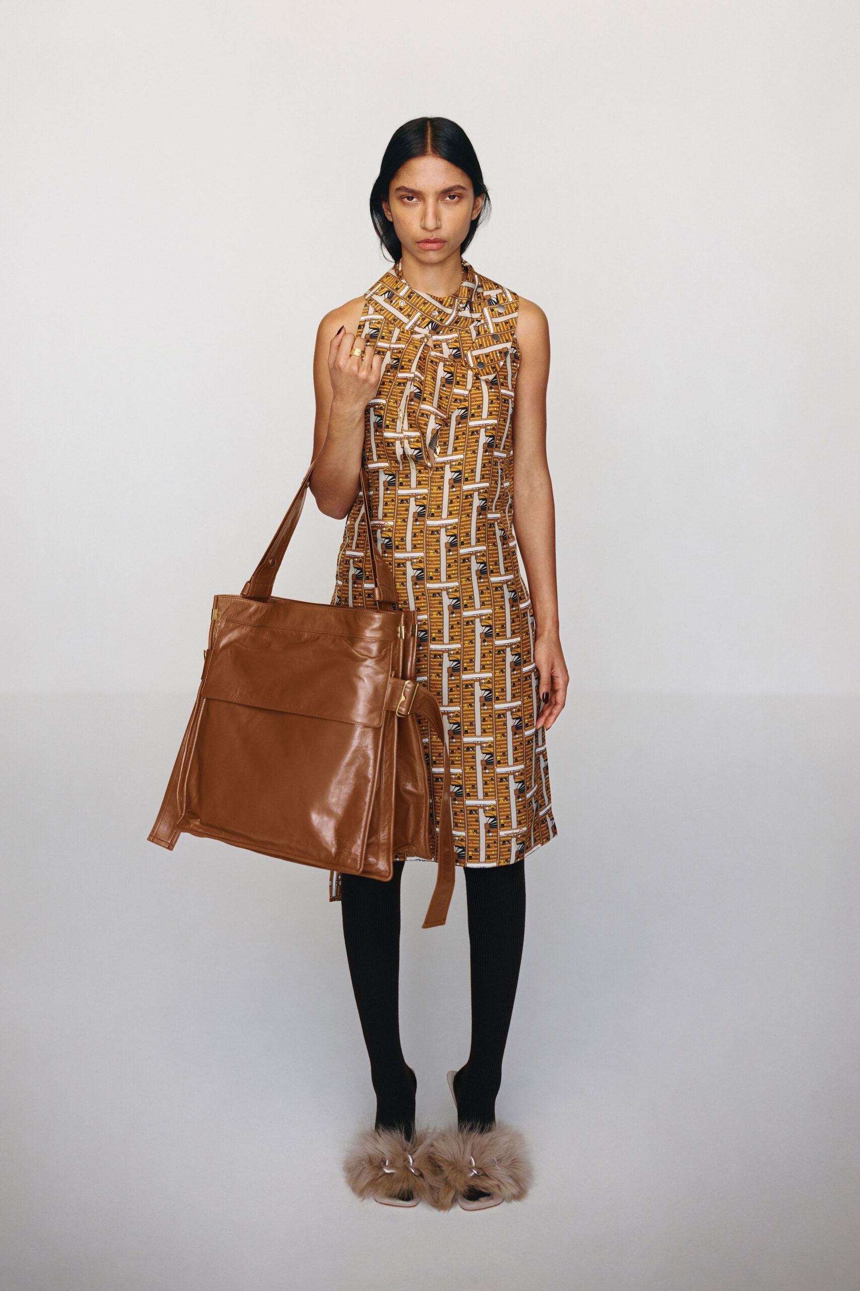 Burberry F/W 24 Look 415