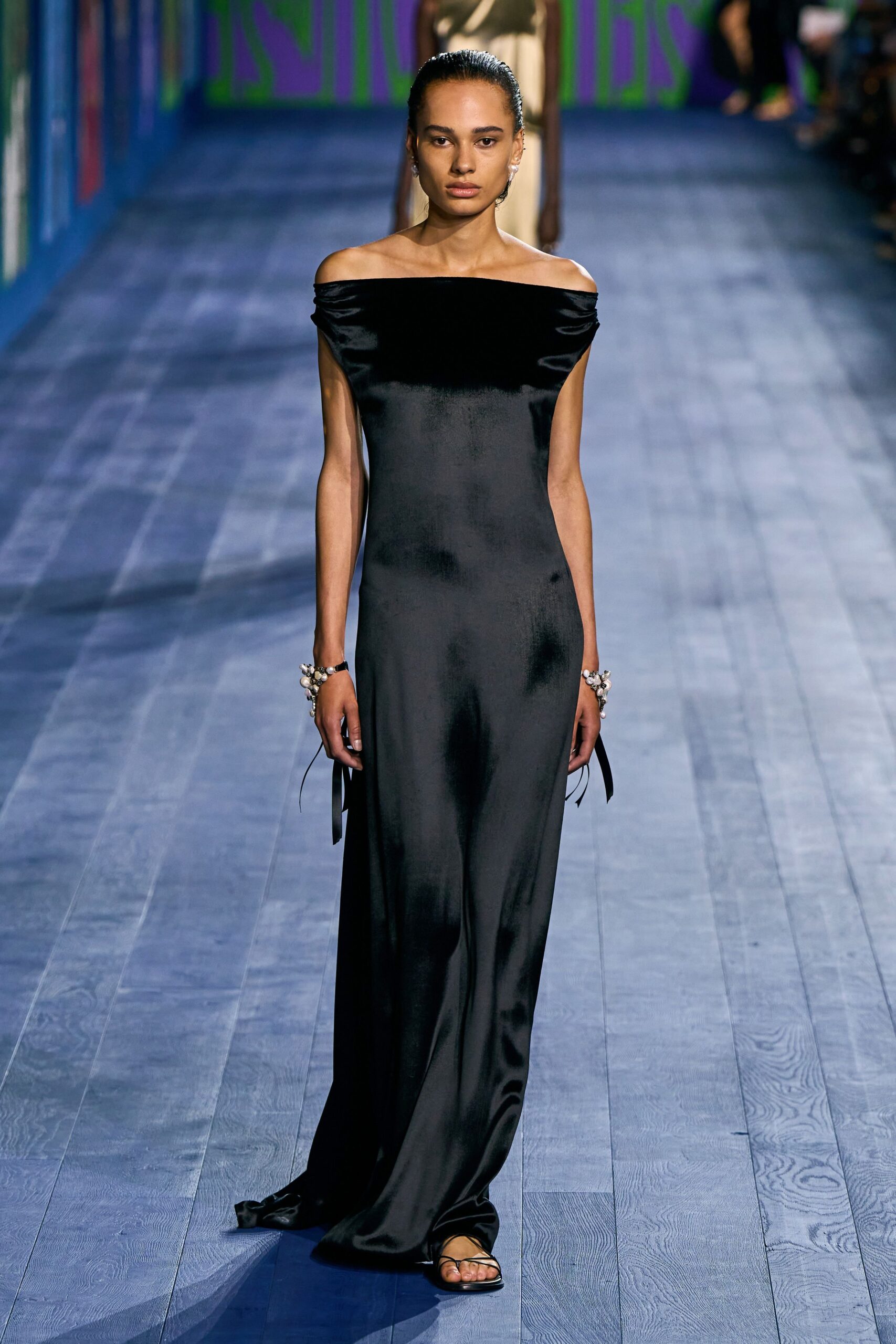 Christian Dior F/W 24 Couture Look 560