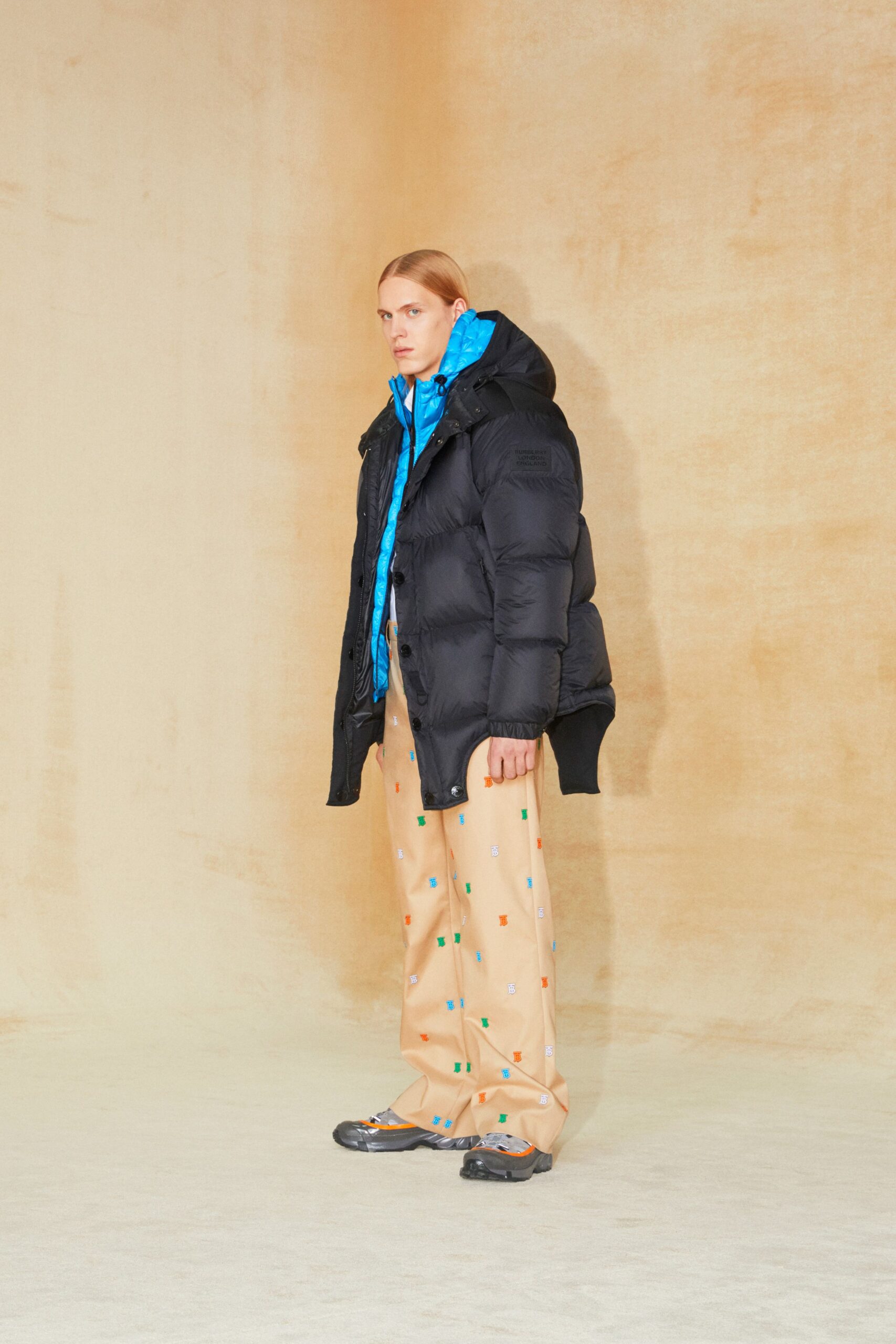 Burberry F/W 20 Look 412