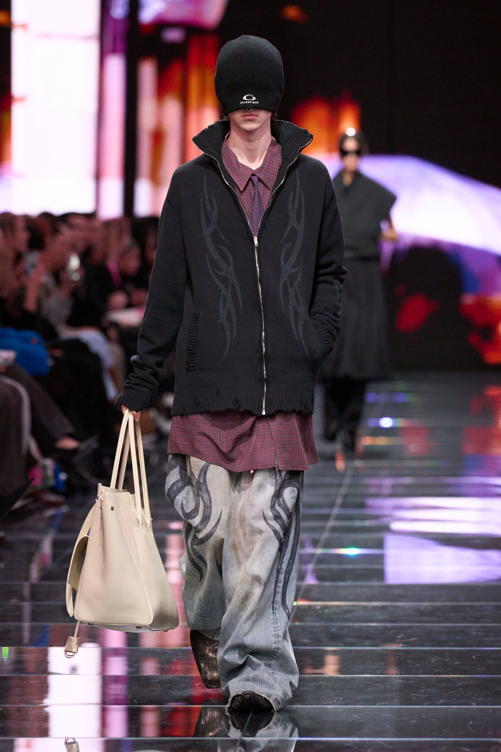 Balenciaga F/W 24 Look 427